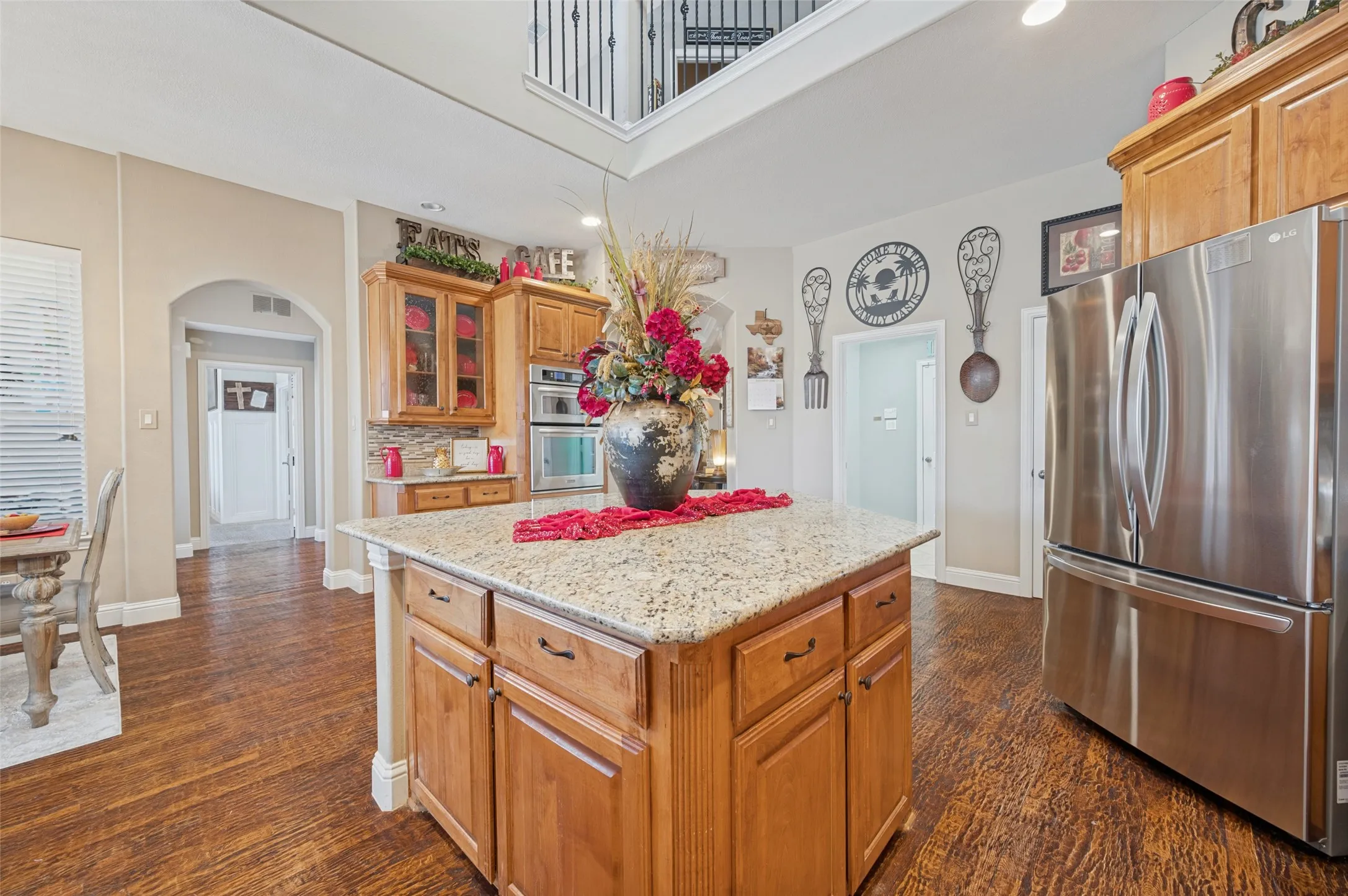 Single Family Residence For Sale in Collin County , 821 Echo Drive, Prosper, Texas 75078, 4 Bedroom, 5 Bathroom, 3 Garage spaces, 4,079 Sqft, built in 2006, mls#21393182, Real Estate Agent in Prosper, Homes For Sale in Collin county, Homes For Sale in Prosper, Realtor in Prosper Texas, Real Estate Brokerage Independent Realty Texas, Luminita Cordes Realtor