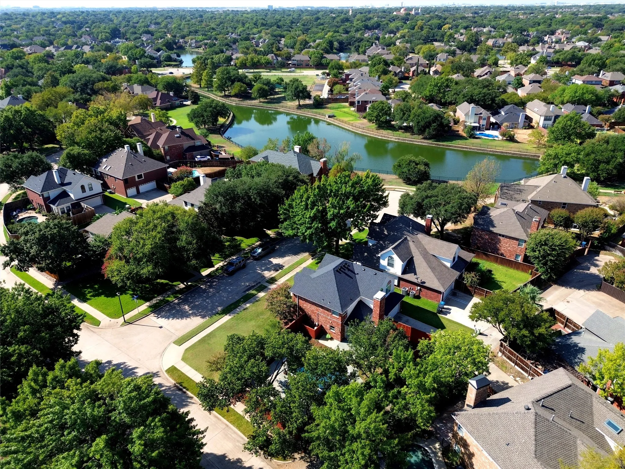 Single Family Residence For Sale in Dallas County , 852 Aberdeen Court, Coppell, Texas 75019, 4 Bedroom, 3 Bathroom, 2 Garage spaces, 2,228 Sqft, built in 1990, mls#21394001, Real Estate Agent in Coppell, Homes For Sale in Dallas county, Homes For Sale in Coppell, Realtor in Coppell Texas, Real Estate Brokerage Independent Realty Texas, Luminita Cordes Realtor