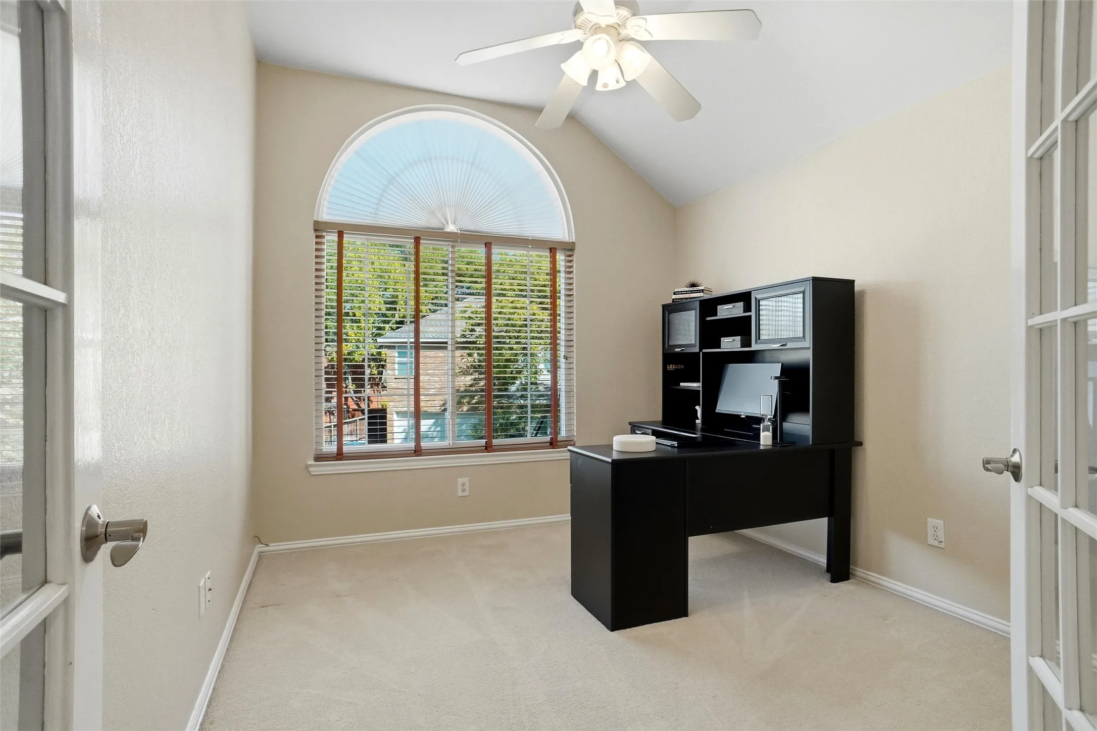 Single Family Residence For Sale in Dallas County , 852 Aberdeen Court, Coppell, Texas 75019, 4 Bedroom, 3 Bathroom, 2 Garage spaces, 2,228 Sqft, built in 1990, mls#21394001, Real Estate Agent in Coppell, Homes For Sale in Dallas county, Homes For Sale in Coppell, Realtor in Coppell Texas, Real Estate Brokerage Independent Realty Texas, Luminita Cordes Realtor