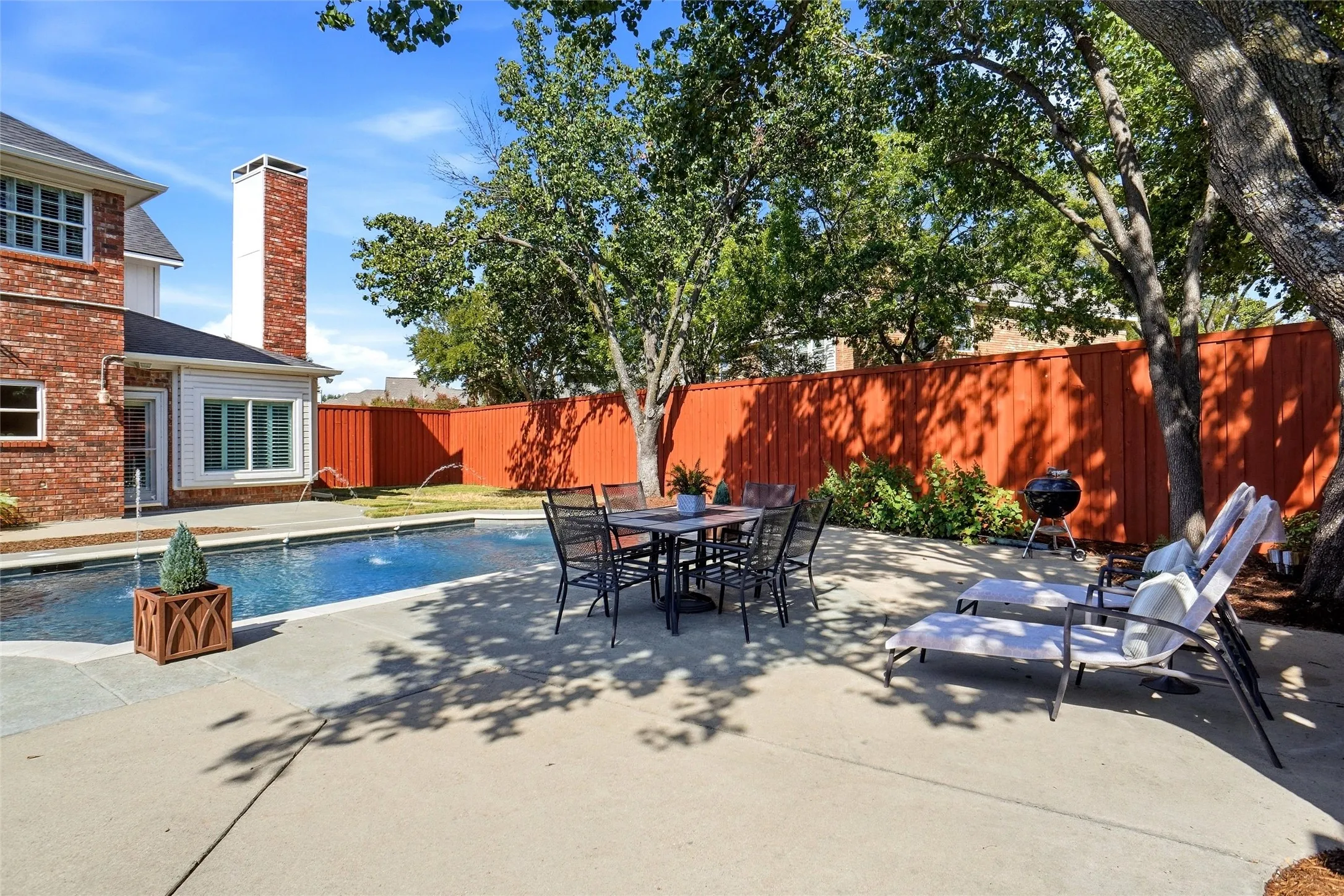 Single Family Residence For Sale in Dallas County , 852 Aberdeen Court, Coppell, Texas 75019, 4 Bedroom, 3 Bathroom, 2 Garage spaces, 2,228 Sqft, built in 1990, mls#21394001, Real Estate Agent in Coppell, Homes For Sale in Dallas county, Homes For Sale in Coppell, Realtor in Coppell Texas, Real Estate Brokerage Independent Realty Texas, Luminita Cordes Realtor