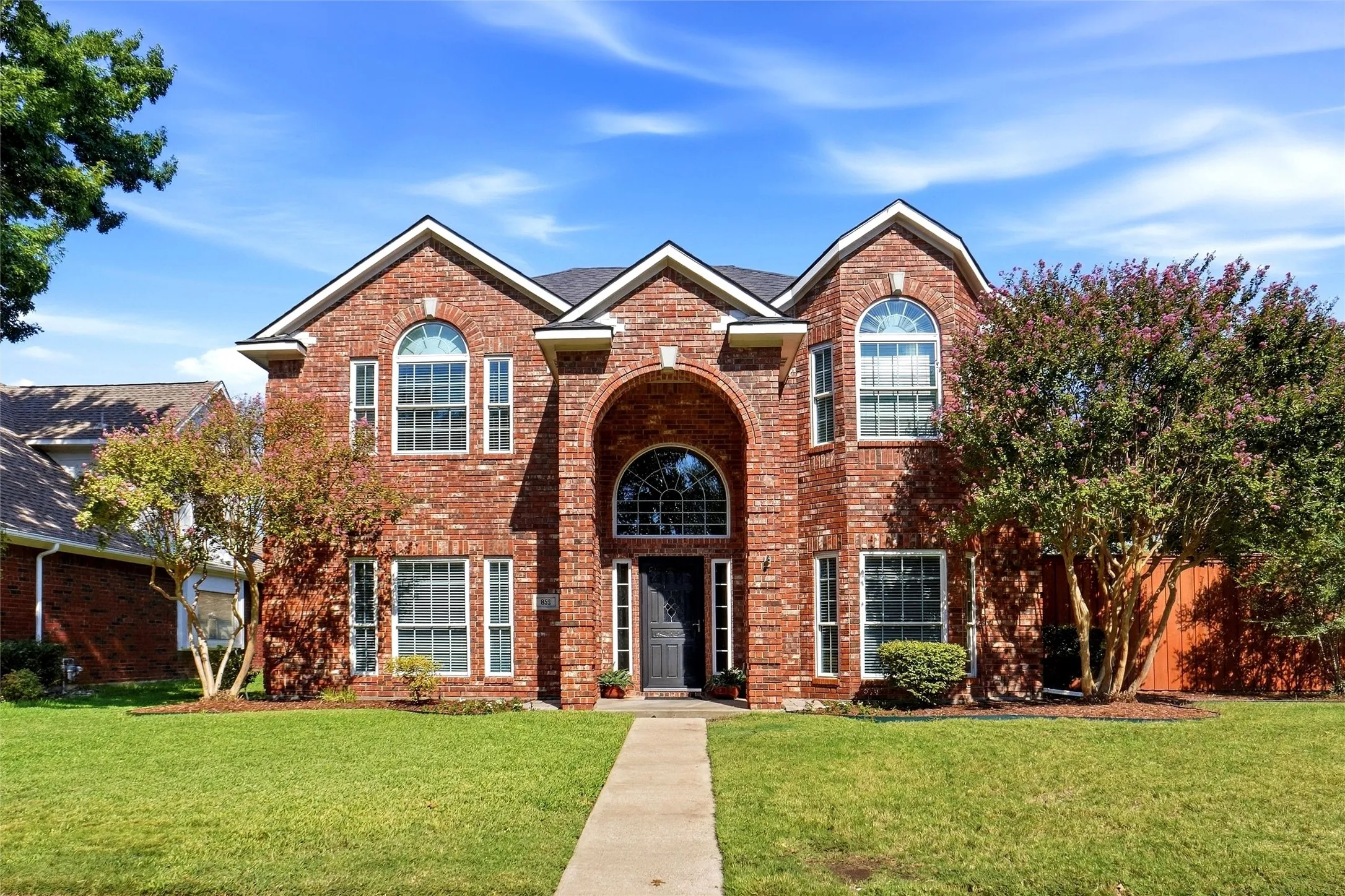 Single Family Residence For Sale in Dallas County , 852 Aberdeen Court, Coppell, Texas 75019, 4 Bedroom, 3 Bathroom, 2 Garage spaces, 2,228 Sqft, built in 1990, mls#21394001, Real Estate Agent in Coppell, Homes For Sale in Dallas county, Homes For Sale in Coppell, Realtor in Coppell Texas, Real Estate Brokerage Independent Realty Texas, Luminita Cordes Realtor