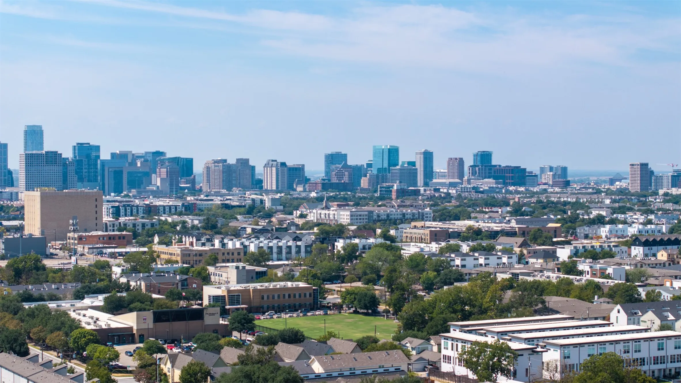 Condominium For Sale in Dallas County , 4914 Live Oak Street 10, Dallas, Texas 75206, 2 Bedroom, 3 Bathroom, 2 Garage spaces, 1,555 Sqft, built in 2018, mls#21392375, Real Estate Agent in Dallas, Homes For Sale in Dallas county, Homes For Sale in Dallas, Realtor in Dallas Texas, Real Estate Brokerage Independent Realty Texas, Luminita Cordes Realtor
