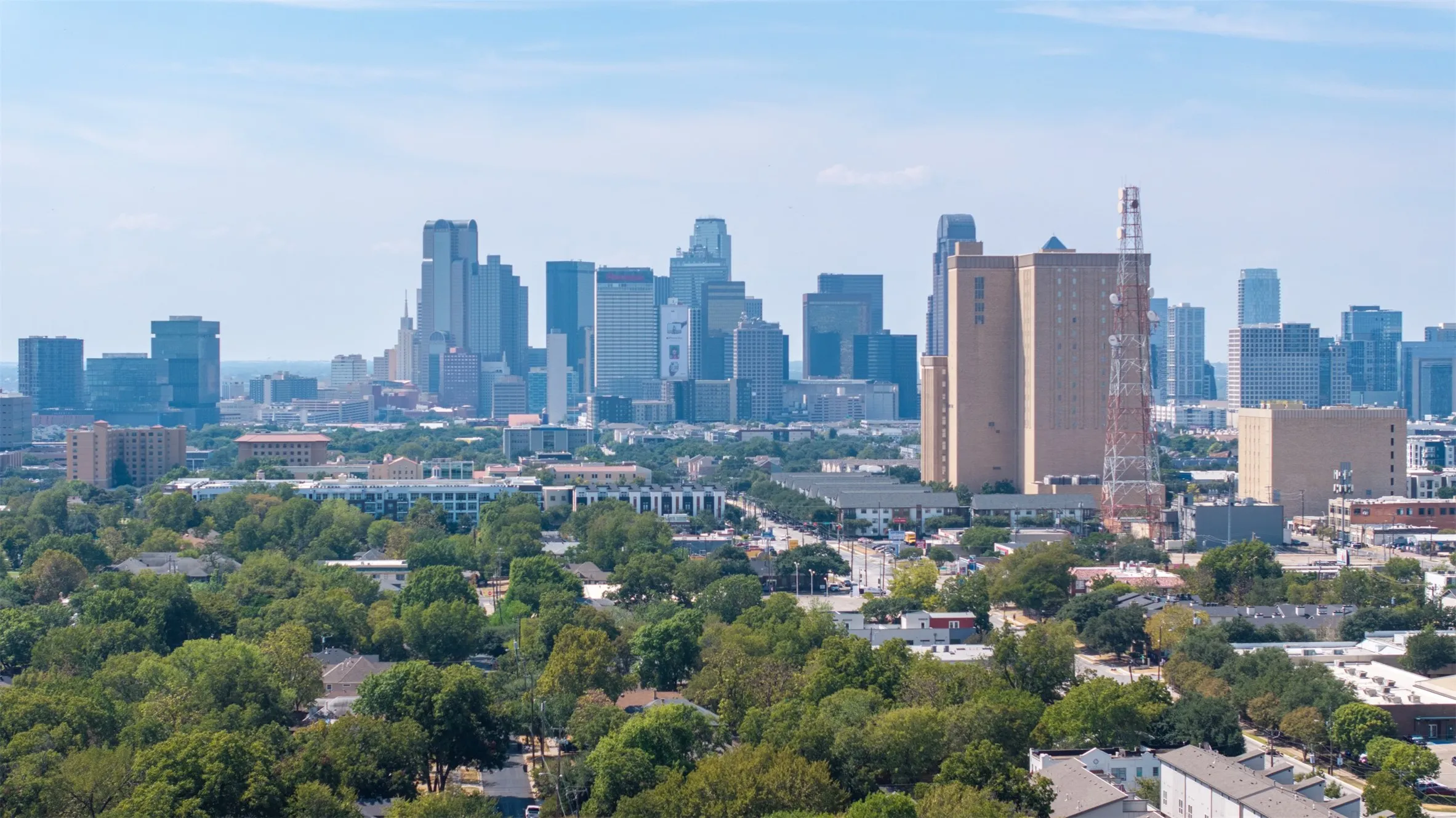 Condominium For Sale in Dallas County , 4914 Live Oak Street 10, Dallas, Texas 75206, 2 Bedroom, 3 Bathroom, 2 Garage spaces, 1,555 Sqft, built in 2018, mls#21392375, Real Estate Agent in Dallas, Homes For Sale in Dallas county, Homes For Sale in Dallas, Realtor in Dallas Texas, Real Estate Brokerage Independent Realty Texas, Luminita Cordes Realtor