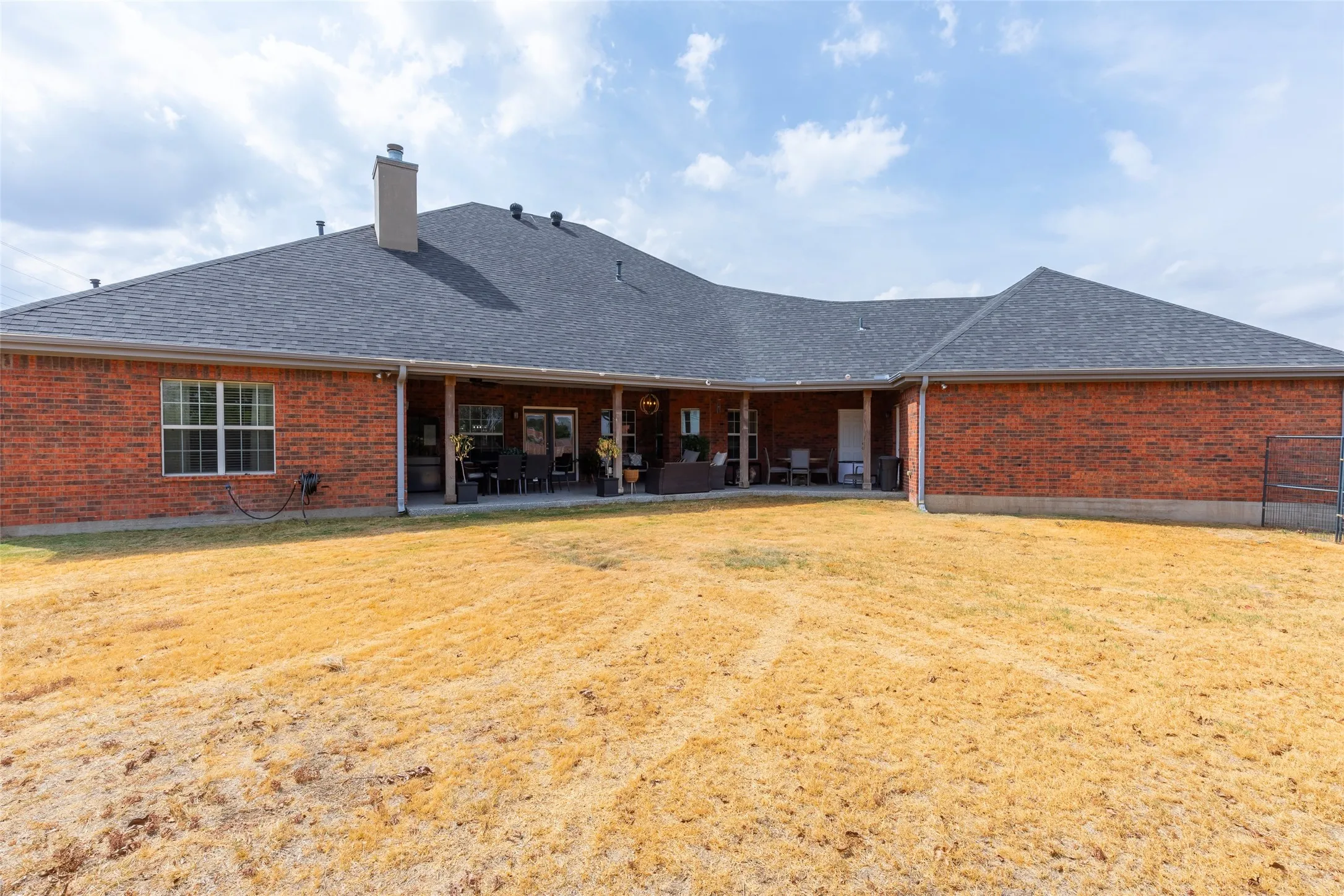 Single Family Residence For Sale in Taylor County , 2010 Westminster Drive, Abilene, Texas 79602, 4 Bedroom, 4 Bathroom, 2 Garage spaces, 3,382 Sqft, built in 2006, mls#21394621, Real Estate Agent in Abilene, Homes For Sale in Taylor county, Homes For Sale in Abilene, Realtor in Abilene Texas, Real Estate Brokerage Independent Realty Texas, Luminita Cordes Realtor
