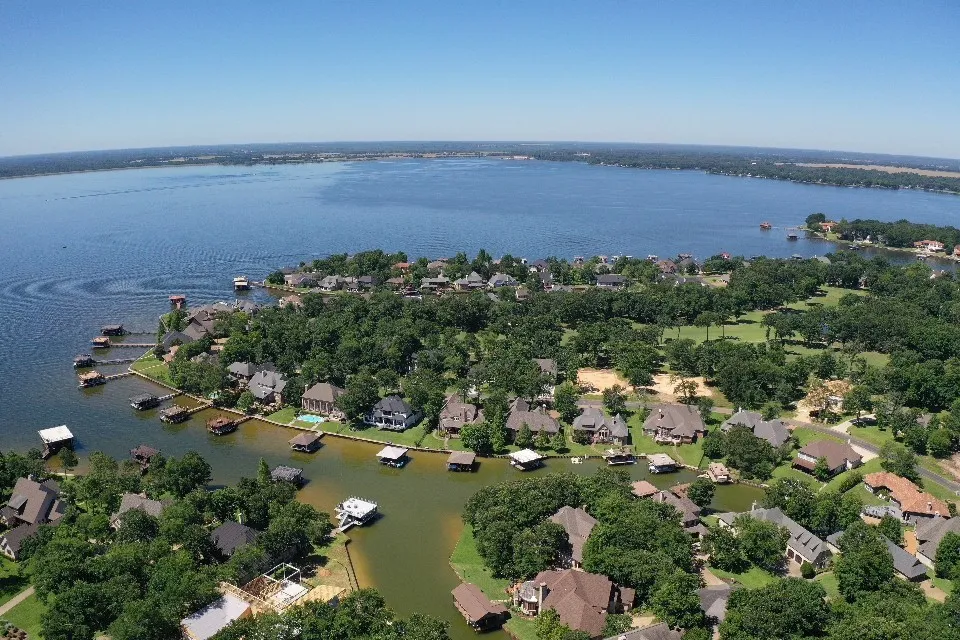 Expansive lakefront properties with private boat docks