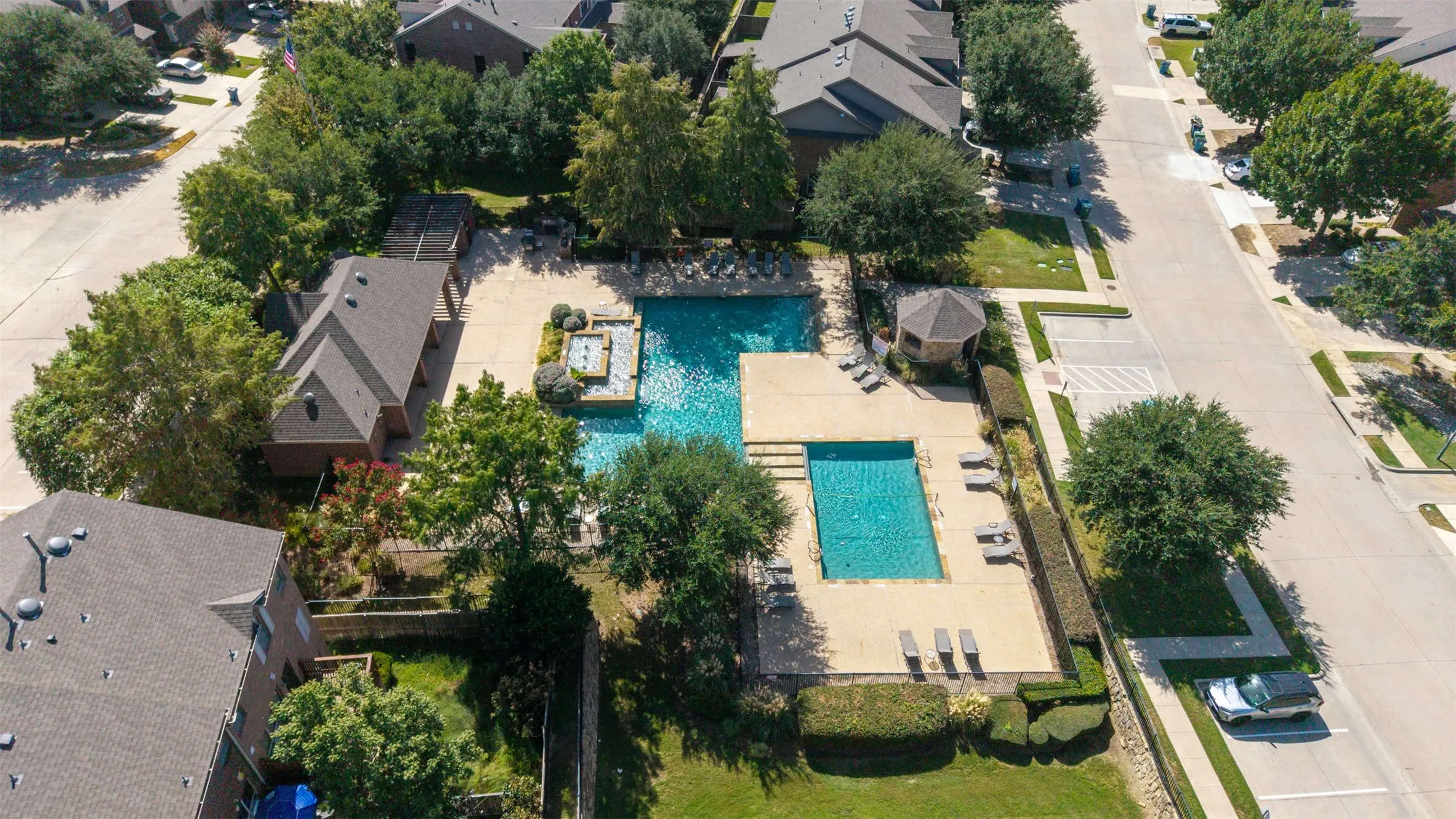 Community pool