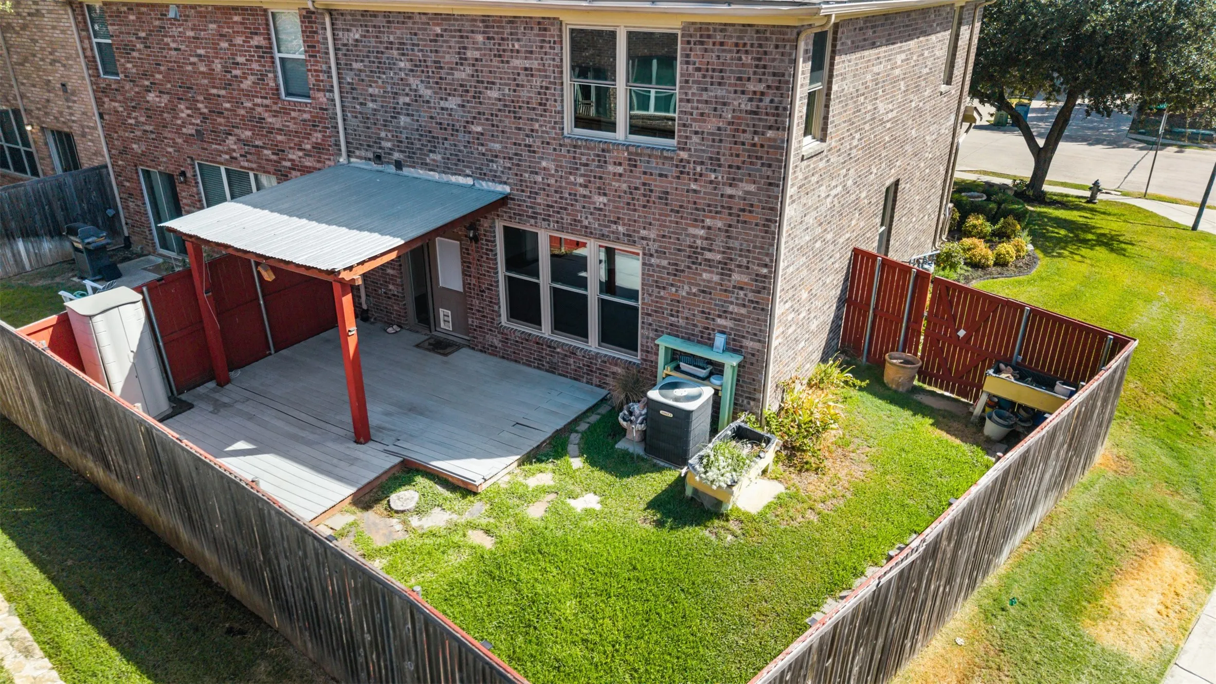 Large back yard corner lot
