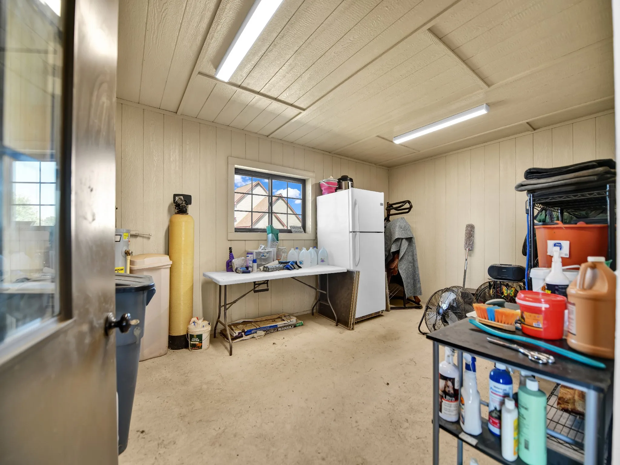 Single Family Residence For Sale in Hood County , 3601 Farm Land Court, Granbury, Texas 76048, 4 Bedroom, 3 Bathroom, 3 Garage spaces, 2,632 Sqft, built in 2021, mls#21394630, Real Estate Agent in Granbury, Homes For Sale in Hood county, Homes For Sale in Granbury, Realtor in Granbury Texas, Real Estate Brokerage Independent Realty Texas, Luminita Cordes Realtor