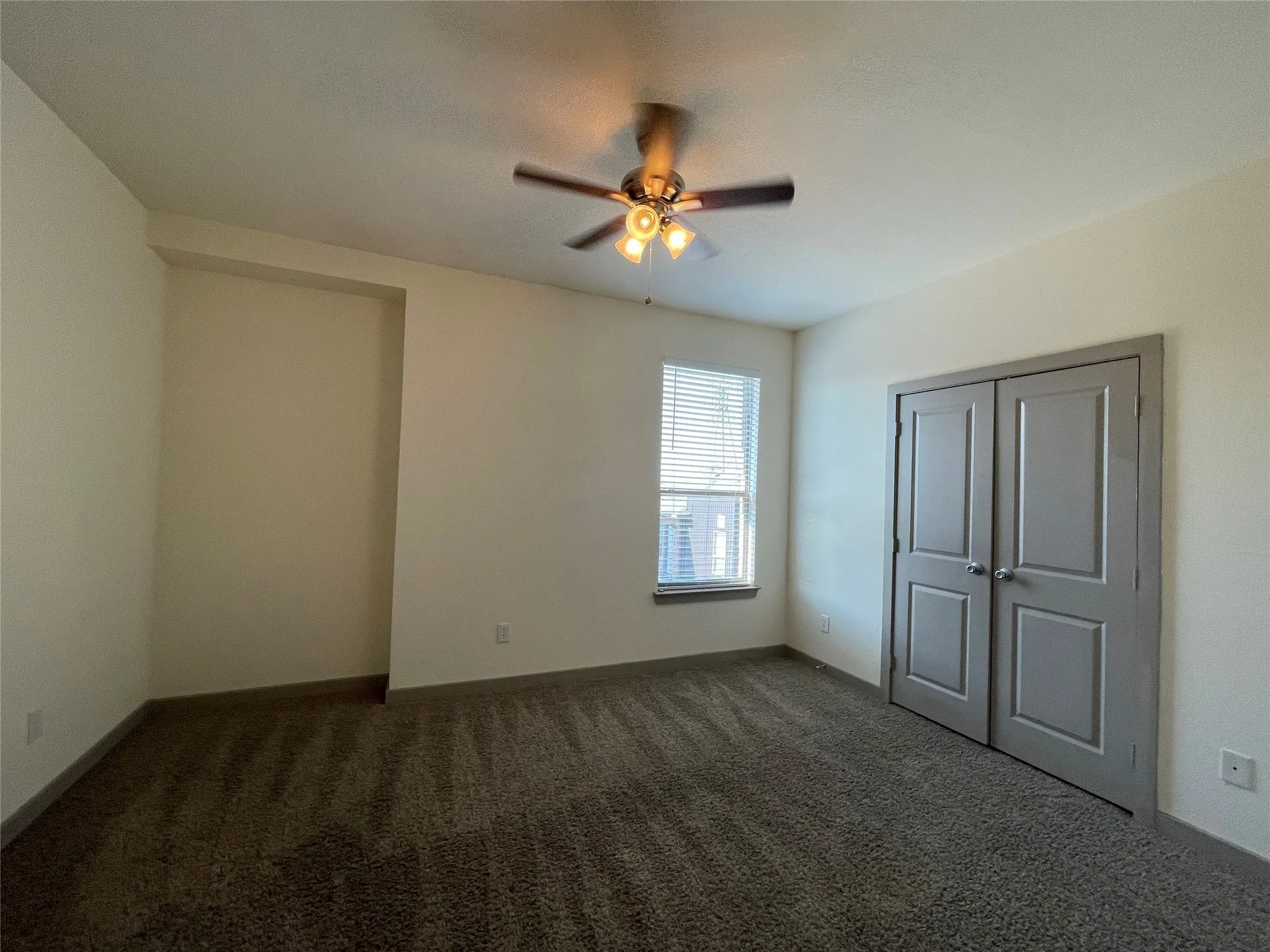 Townhouse For Rent in Tarrant County , 3629 Valley Vista Drive 707, Hurst, Texas 76053, 3 Bedroom, 2 Bathroom, Garage spaces, 1,520 Sqft, built in 2013, mls#21391653, Real Estate Agent in Hurst, Homes For Rent in Tarrant county, Homes For Rent in Hurst, Realtor in Hurst Texas, Real Estate Brokerage Independent Realty Texas, Luminita Cordes Realtor