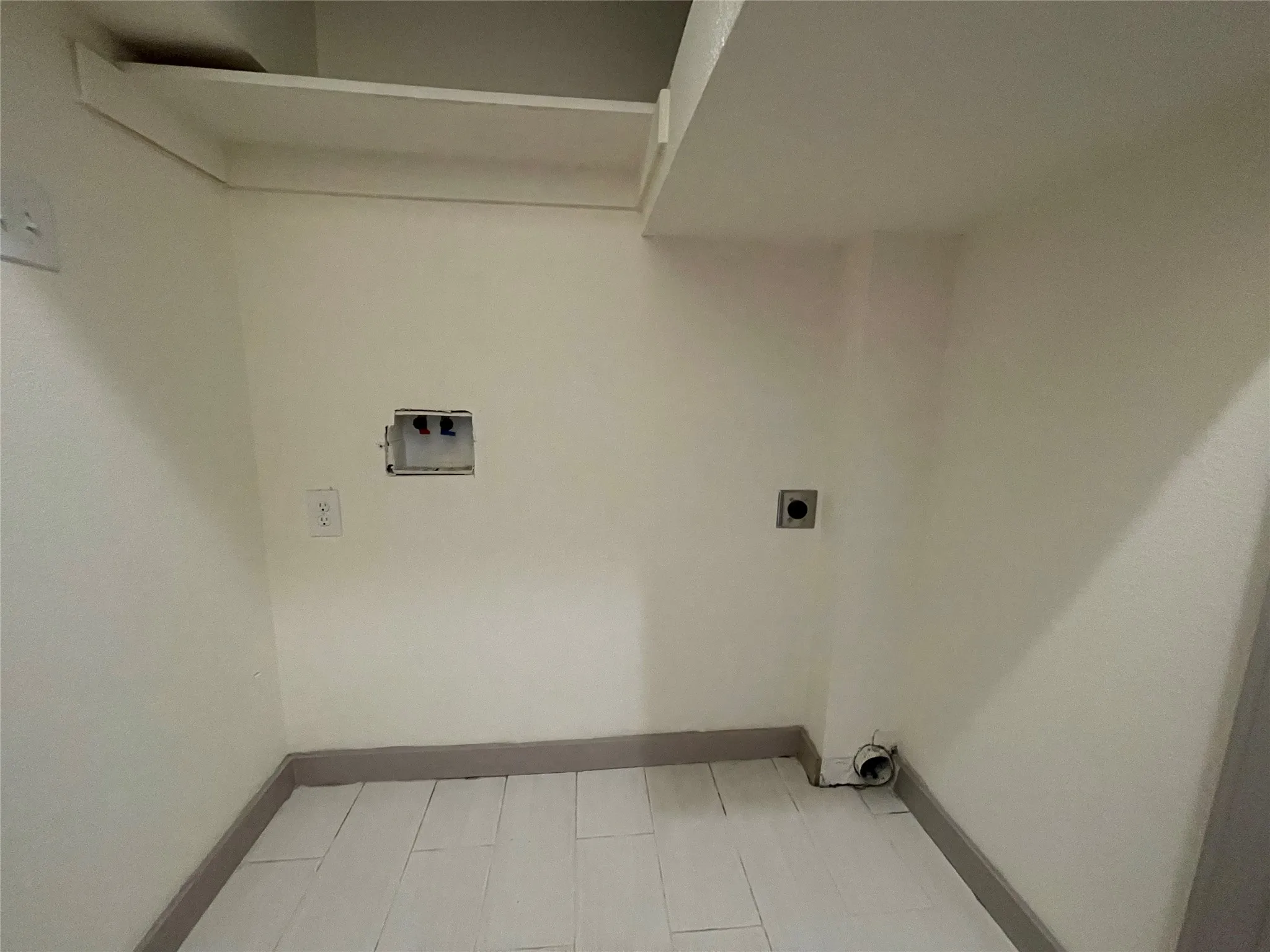Townhouse For Rent in Tarrant County , 3629 Valley Vista Drive 707, Hurst, Texas 76053, 3 Bedroom, 2 Bathroom, Garage spaces, 1,520 Sqft, built in 2013, mls#21391653, Real Estate Agent in Hurst, Homes For Rent in Tarrant county, Homes For Rent in Hurst, Realtor in Hurst Texas, Real Estate Brokerage Independent Realty Texas, Luminita Cordes Realtor