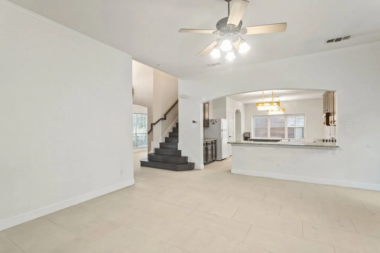 Single Family Residence For Sale in Collin County , 3925 Gardenia Lane, Mc Kinney, Texas 75070, 4 Bedroom, 3 Bathroom, 2 Garage spaces, 2,601 Sqft, built in 2001, mls#21381000, Real Estate Agent in Mc Kinney, Homes For Sale in Collin county, Homes For Sale in Mc Kinney, Realtor in Mc Kinney Texas, Real Estate Brokerage Independent Realty Texas, Luminita Cordes Realtor