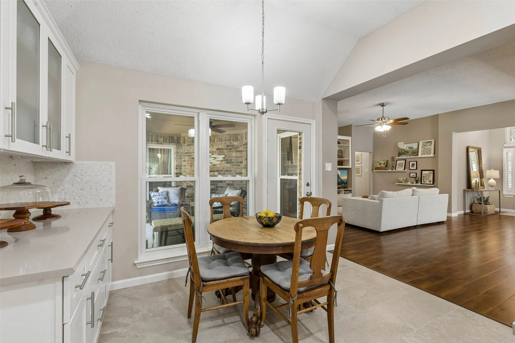 Single Family Residence For Sale in Collin County , 106 Tiburon Court, Allen, Texas 75013, 4 Bedroom, 2 Bathroom, 2 Garage spaces, 2,182 Sqft, built in 1994, mls#21386340, Real Estate Agent in Allen, Homes For Sale in Collin county, Homes For Sale in Allen, Realtor in Allen Texas, Real Estate Brokerage Independent Realty Texas, Luminita Cordes Realtor