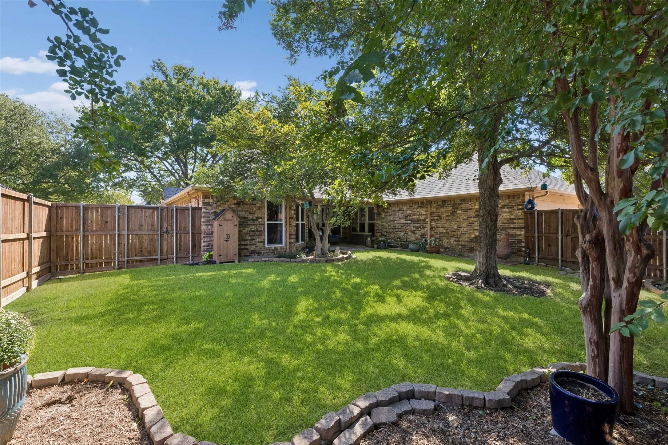 Single Family Residence For Sale in Collin County , 106 Tiburon Court, Allen, Texas 75013, 4 Bedroom, 2 Bathroom, 2 Garage spaces, 2,182 Sqft, built in 1994, mls#21386340, Real Estate Agent in Allen, Homes For Sale in Collin county, Homes For Sale in Allen, Realtor in Allen Texas, Real Estate Brokerage Independent Realty Texas, Luminita Cordes Realtor