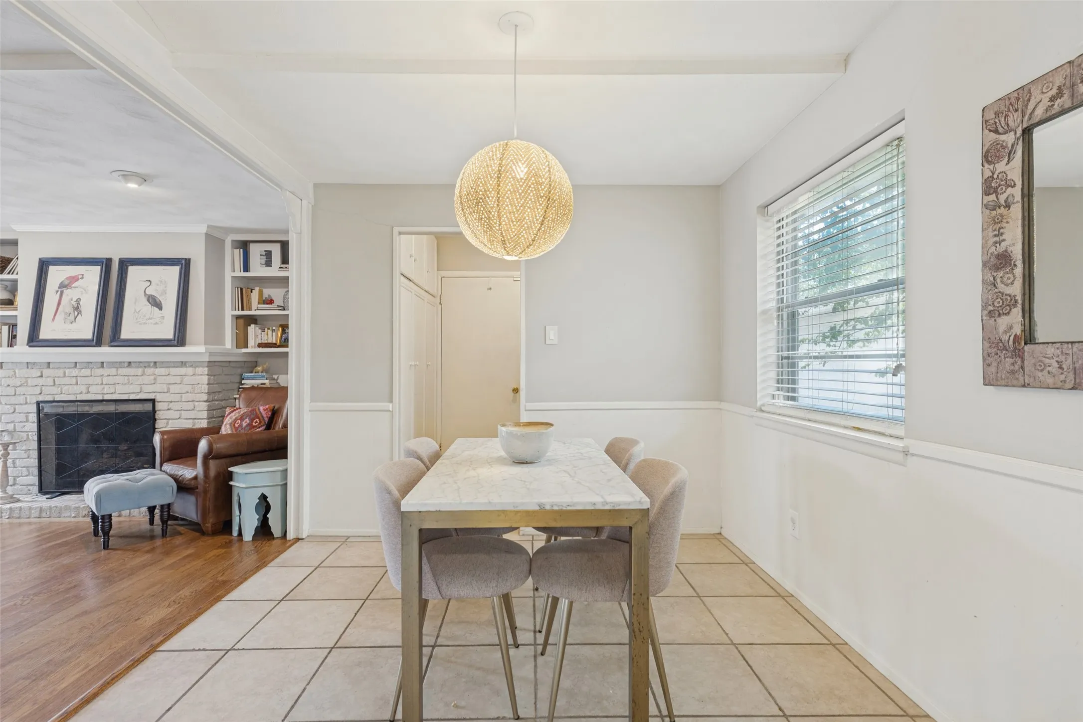 Single Family Residence For Sale in Dallas County , 8636 San Souci Drive, Dallas, Texas 75238, 3 Bedroom, 2 Bathroom, 2 Garage spaces, 1,944 Sqft, built in 1960, mls#21388064, Real Estate Agent in Dallas, Homes For Sale in Dallas county, Homes For Sale in Dallas, Realtor in Dallas Texas, Real Estate Brokerage Independent Realty Texas, Luminita Cordes Realtor