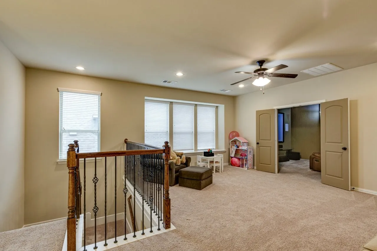 Single Family Residence For Rent in Collin County , 6904 Helena Way, Mc Kinney, Texas 75070, 3 Bedroom, 3 Bathroom, 2 Garage spaces, 3,027 Sqft, built in 2014, mls#21393180, Real Estate Agent in Mc Kinney, Homes For Rent in Collin county, Homes For Rent in Mc Kinney, Realtor in Mc Kinney Texas, Real Estate Brokerage Independent Realty Texas, Luminita Cordes Realtor