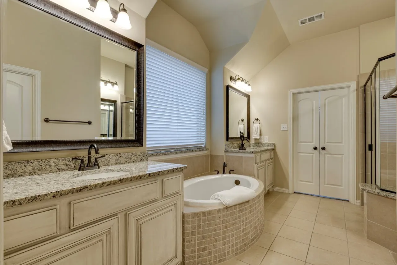 Single Family Residence For Rent in Collin County , 6904 Helena Way, Mc Kinney, Texas 75070, 3 Bedroom, 3 Bathroom, 2 Garage spaces, 3,027 Sqft, built in 2014, mls#21393180, Real Estate Agent in Mc Kinney, Homes For Rent in Collin county, Homes For Rent in Mc Kinney, Realtor in Mc Kinney Texas, Real Estate Brokerage Independent Realty Texas, Luminita Cordes Realtor