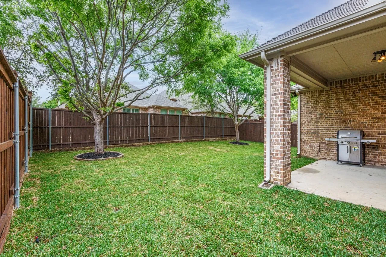 Single Family Residence For Rent in Collin County , 6904 Helena Way, Mc Kinney, Texas 75070, 3 Bedroom, 3 Bathroom, 2 Garage spaces, 3,027 Sqft, built in 2014, mls#21393180, Real Estate Agent in Mc Kinney, Homes For Rent in Collin county, Homes For Rent in Mc Kinney, Realtor in Mc Kinney Texas, Real Estate Brokerage Independent Realty Texas, Luminita Cordes Realtor