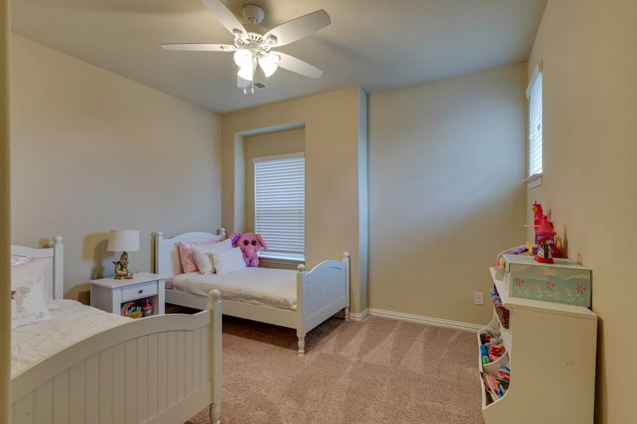 Single Family Residence For Rent in Collin County , 6904 Helena Way, Mc Kinney, Texas 75070, 3 Bedroom, 3 Bathroom, 2 Garage spaces, 3,027 Sqft, built in 2014, mls#21393180, Real Estate Agent in Mc Kinney, Homes For Rent in Collin county, Homes For Rent in Mc Kinney, Realtor in Mc Kinney Texas, Real Estate Brokerage Independent Realty Texas, Luminita Cordes Realtor