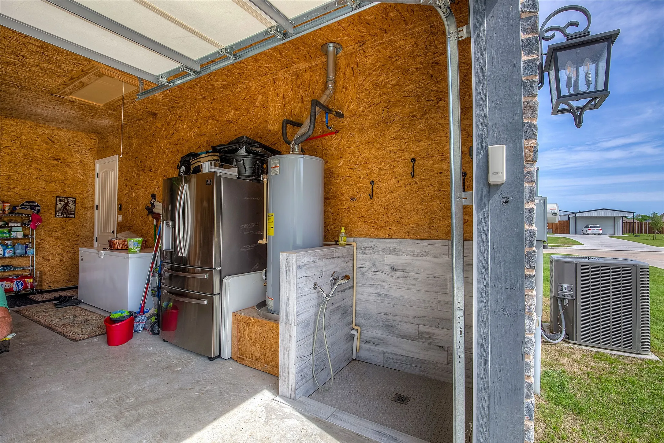 Single Family Residence For Sale in Hunt County , 1025 Sinopa Street, Caddo Mills, Texas 75135, 3 Bedroom, 3 Bathroom, 2 Garage spaces, 2,397 Sqft, built in 2022, mls#21394734, Real Estate Agent in Caddo Mills, Homes For Sale in Hunt county, Homes For Sale in Caddo Mills, Realtor in Caddo Mills Texas, Real Estate Brokerage Independent Realty Texas, Luminita Cordes Realtor