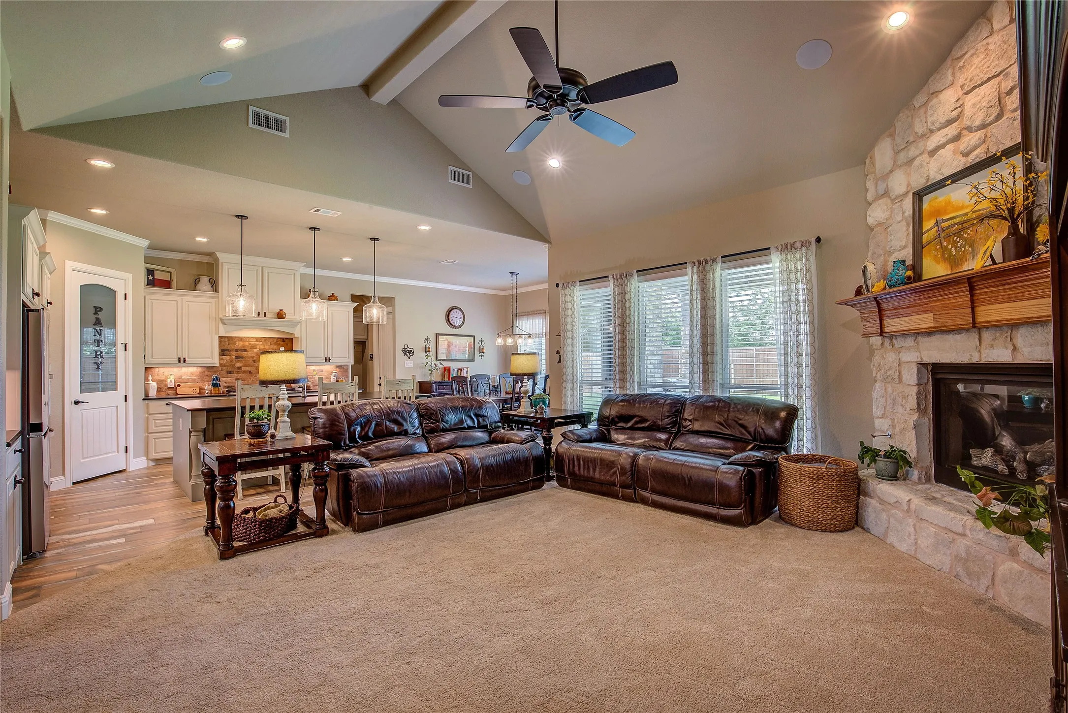 Single Family Residence For Sale in Hunt County , 1025 Sinopa Street, Caddo Mills, Texas 75135, 3 Bedroom, 3 Bathroom, 2 Garage spaces, 2,397 Sqft, built in 2022, mls#21394734, Real Estate Agent in Caddo Mills, Homes For Sale in Hunt county, Homes For Sale in Caddo Mills, Realtor in Caddo Mills Texas, Real Estate Brokerage Independent Realty Texas, Luminita Cordes Realtor