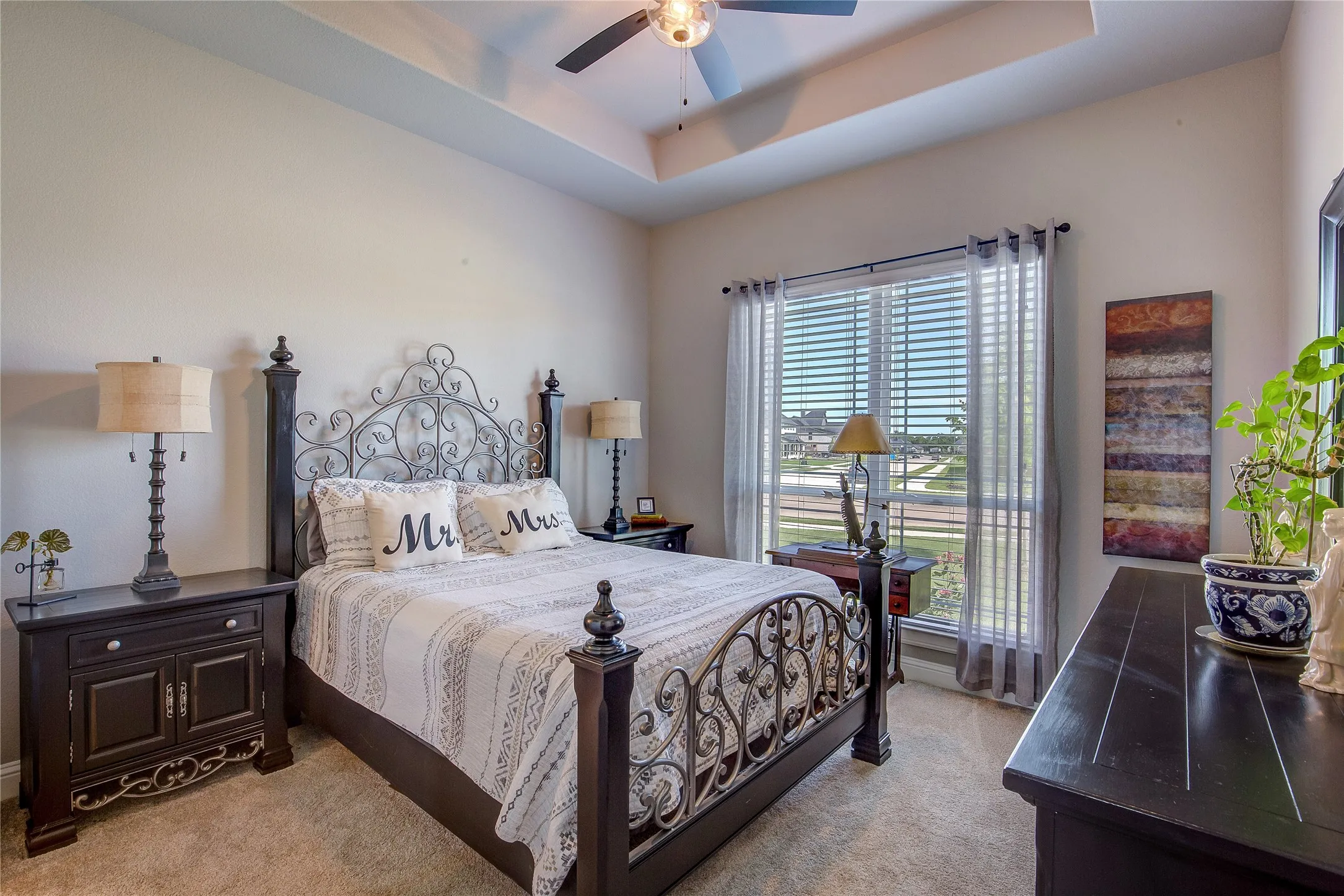 Single Family Residence For Sale in Hunt County , 1025 Sinopa Street, Caddo Mills, Texas 75135, 3 Bedroom, 3 Bathroom, 2 Garage spaces, 2,397 Sqft, built in 2022, mls#21394734, Real Estate Agent in Caddo Mills, Homes For Sale in Hunt county, Homes For Sale in Caddo Mills, Realtor in Caddo Mills Texas, Real Estate Brokerage Independent Realty Texas, Luminita Cordes Realtor