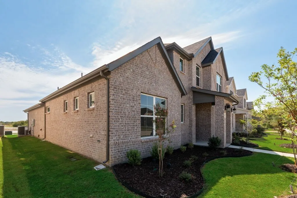 Single Family Residence For Sale in Grayson County , 1060 Birdie Street, Gunter, Texas 75058, 4 Bedroom, 3 Bathroom, 2 Garage spaces, 2,555 Sqft, built in 2026, mls#21394716, Real Estate Agent in Gunter, Homes For Sale in Grayson county, Homes For Sale in Gunter, Realtor in Gunter Texas, Real Estate Brokerage Independent Realty Texas, Luminita Cordes Realtor