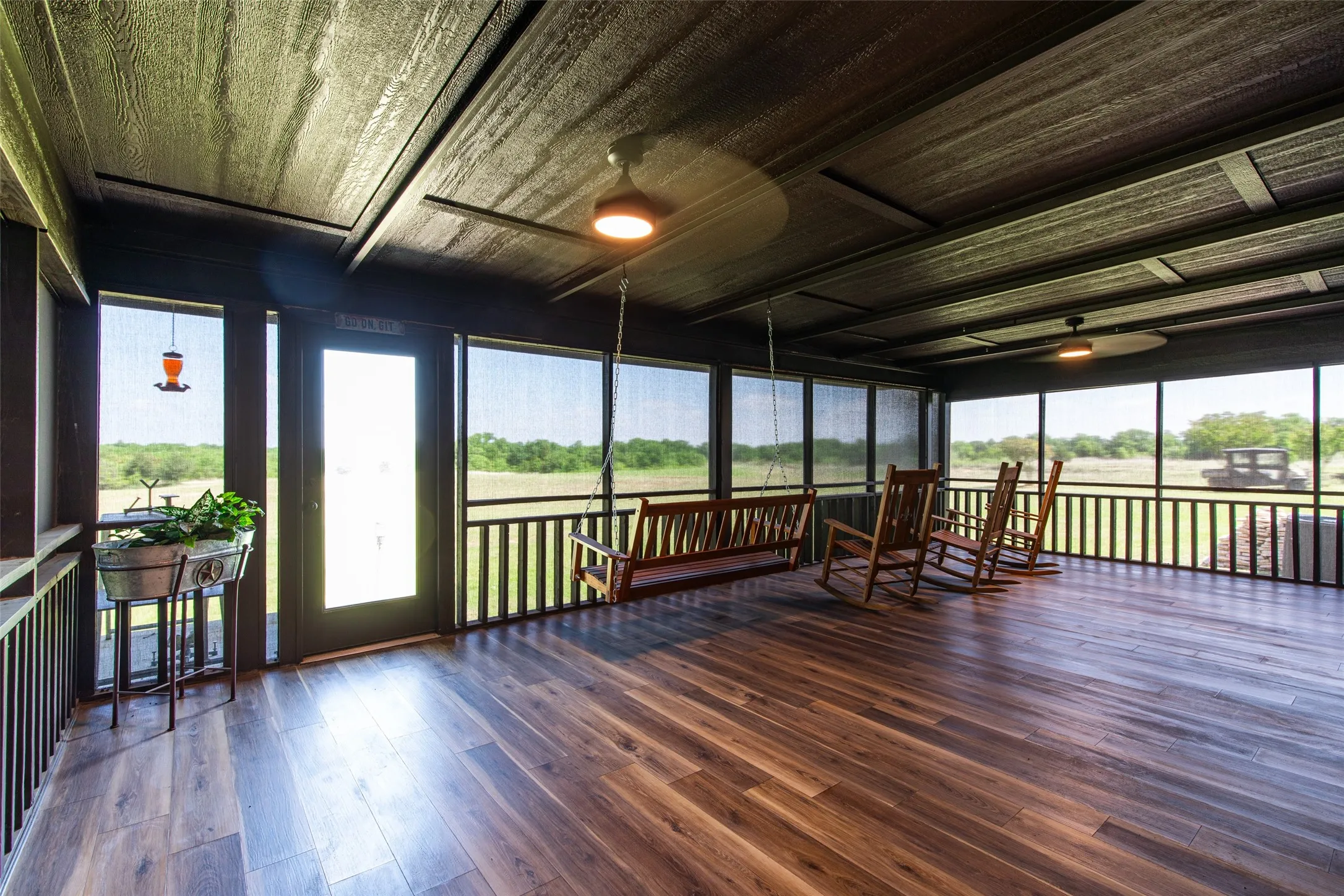 Single Family Residence For Sale in Montague County , 2043 Huddleston Road, Sunset, Texas 76270, 4 Bedroom, 2 Bathroom, 2 Garage spaces, 2,294 Sqft, built in 1990, mls#21394744, Real Estate Agent in Sunset, Homes For Sale in Montague county, Homes For Sale in Sunset, Realtor in Sunset Texas, Real Estate Brokerage Independent Realty Texas, Luminita Cordes Realtor