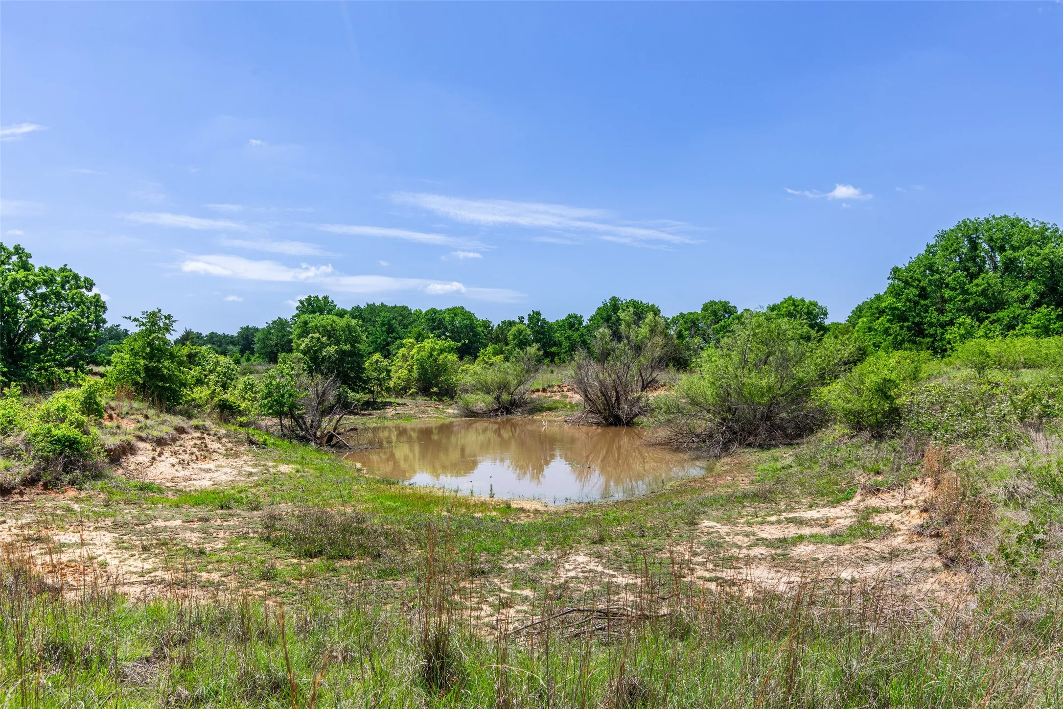 Single Family Residence For Sale in Montague County , 2043 Huddleston Road, Sunset, Texas 76270, 4 Bedroom, 2 Bathroom, 2 Garage spaces, 2,294 Sqft, built in 1990, mls#21394744, Real Estate Agent in Sunset, Homes For Sale in Montague county, Homes For Sale in Sunset, Realtor in Sunset Texas, Real Estate Brokerage Independent Realty Texas, Luminita Cordes Realtor