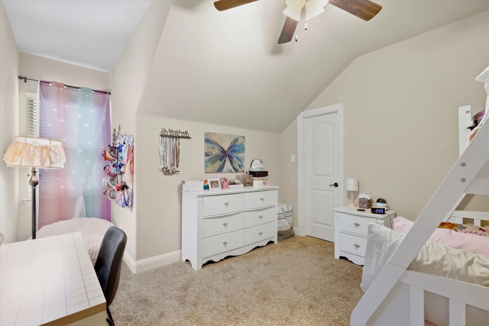 Single Family Residence For Sale in Collin County , 10701 Galveston Place, Mc Kinney, Texas 75071, 5 Bedroom, 4 Bathroom, 2 Garage spaces, 3,326 Sqft, built in 2018, mls#21394757, Real Estate Agent in Mc Kinney, Homes For Sale in Collin county, Homes For Sale in Mc Kinney, Realtor in Mc Kinney Texas, Real Estate Brokerage Independent Realty Texas, Luminita Cordes Realtor
