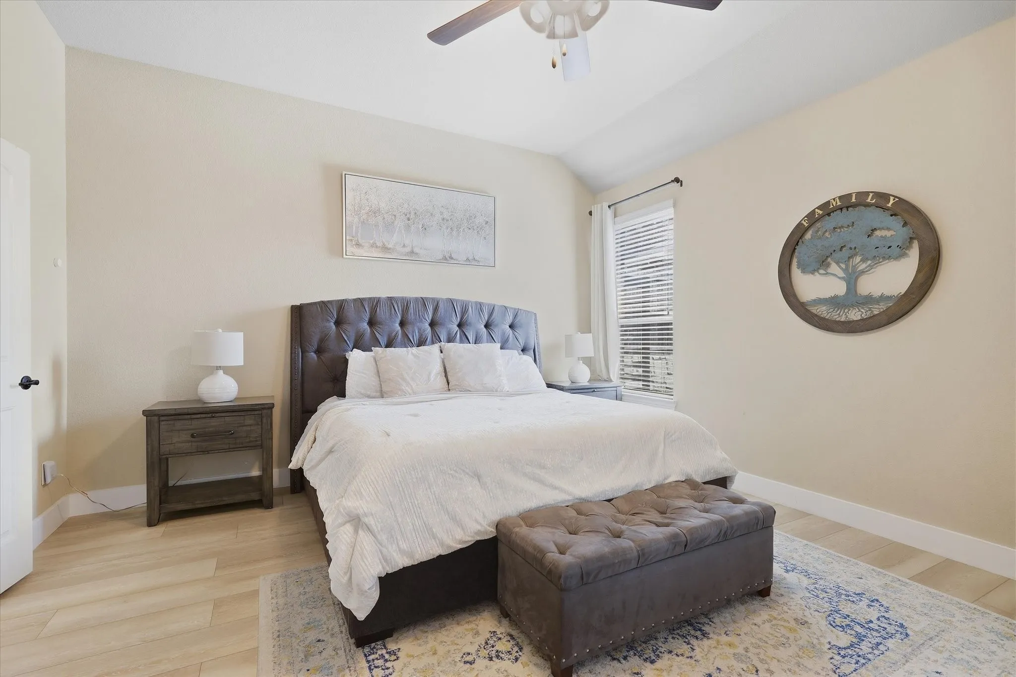 Single Family Residence For Sale in Collin County , 10701 Galveston Place, Mc Kinney, Texas 75071, 5 Bedroom, 4 Bathroom, 2 Garage spaces, 3,326 Sqft, built in 2018, mls#21394757, Real Estate Agent in Mc Kinney, Homes For Sale in Collin county, Homes For Sale in Mc Kinney, Realtor in Mc Kinney Texas, Real Estate Brokerage Independent Realty Texas, Luminita Cordes Realtor