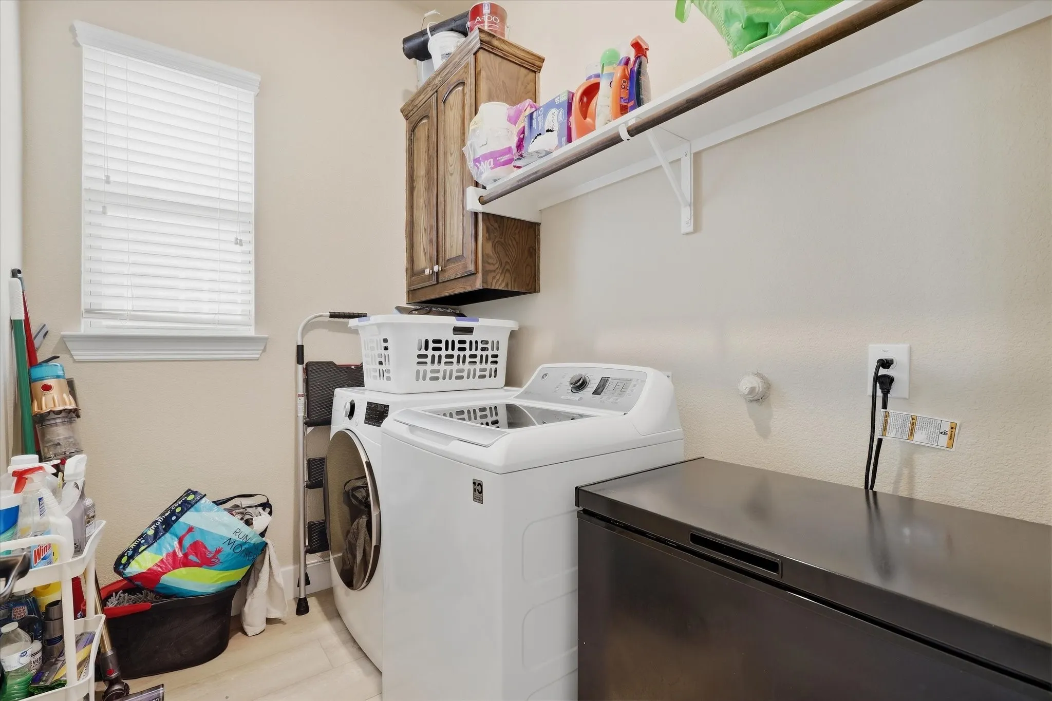Single Family Residence For Sale in Collin County , 10701 Galveston Place, Mc Kinney, Texas 75071, 5 Bedroom, 4 Bathroom, 2 Garage spaces, 3,326 Sqft, built in 2018, mls#21394757, Real Estate Agent in Mc Kinney, Homes For Sale in Collin county, Homes For Sale in Mc Kinney, Realtor in Mc Kinney Texas, Real Estate Brokerage Independent Realty Texas, Luminita Cordes Realtor
