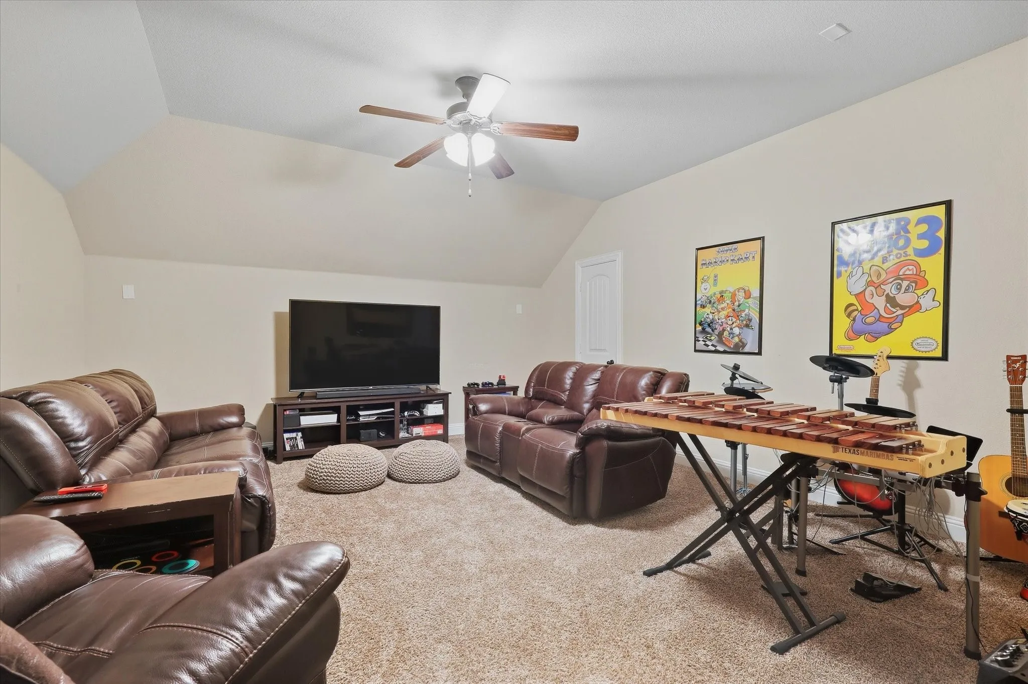 Single Family Residence For Sale in Collin County , 10701 Galveston Place, Mc Kinney, Texas 75071, 5 Bedroom, 4 Bathroom, 2 Garage spaces, 3,326 Sqft, built in 2018, mls#21394757, Real Estate Agent in Mc Kinney, Homes For Sale in Collin county, Homes For Sale in Mc Kinney, Realtor in Mc Kinney Texas, Real Estate Brokerage Independent Realty Texas, Luminita Cordes Realtor