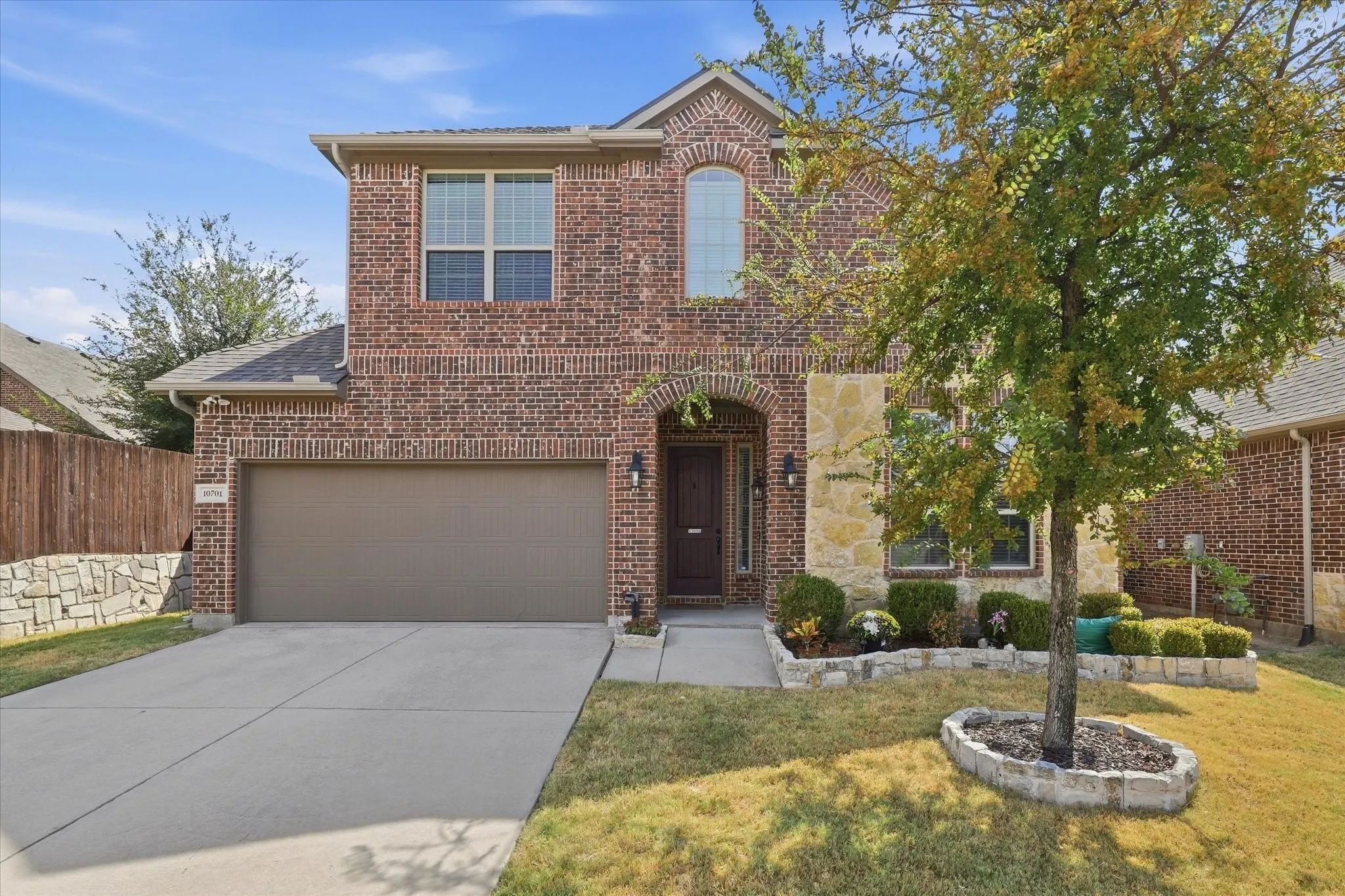 Single Family Residence For Sale in Collin County , 10701 Galveston Place, Mc Kinney, Texas 75071, 5 Bedroom, 4 Bathroom, 2 Garage spaces, 3,326 Sqft, built in 2018, mls#21394757, Real Estate Agent in Mc Kinney, Homes For Sale in Collin county, Homes For Sale in Mc Kinney, Realtor in Mc Kinney Texas, Real Estate Brokerage Independent Realty Texas, Luminita Cordes Realtor
