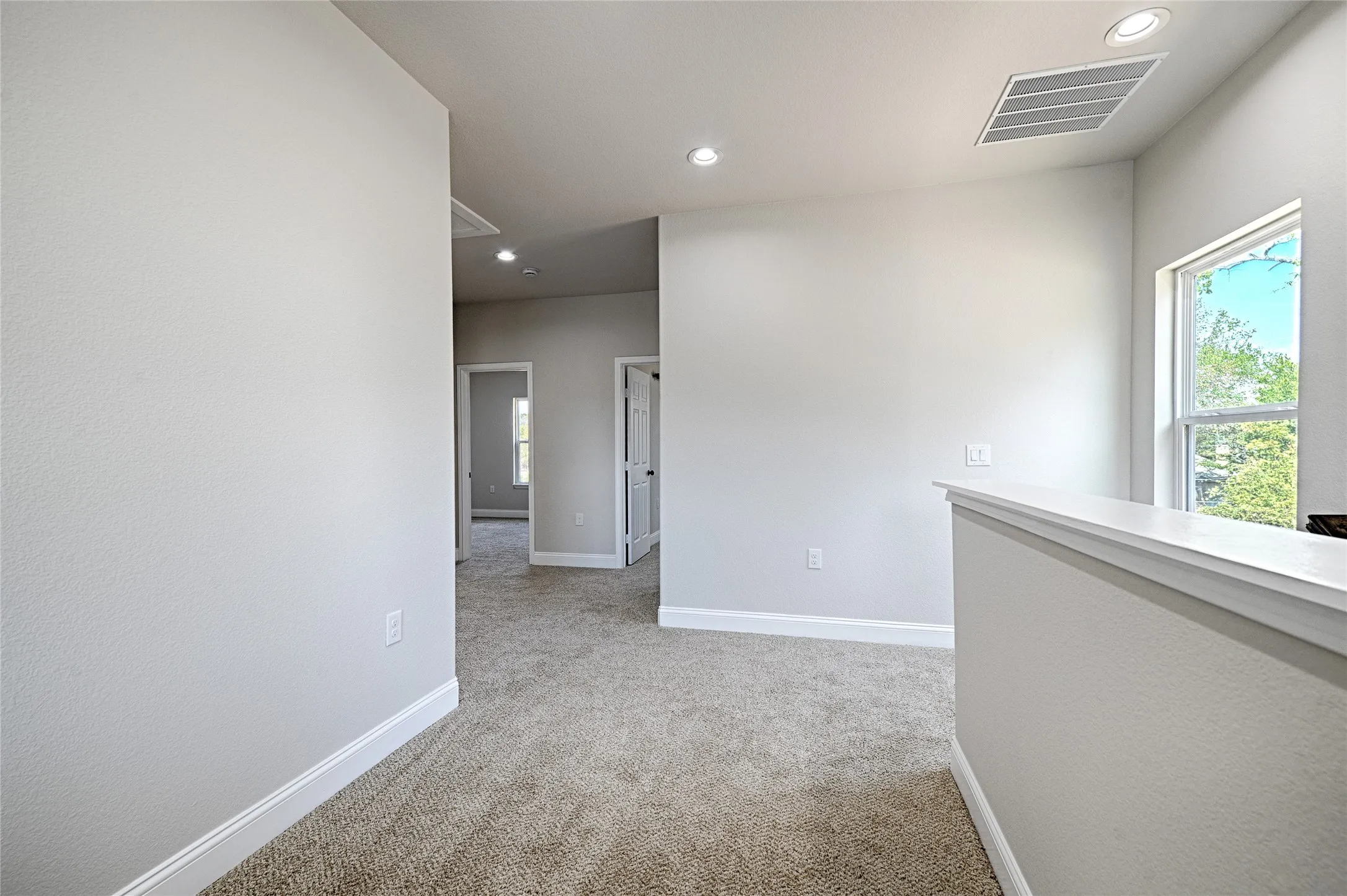 Single Family Residence For Sale in Kaufman County , 210 Mineral Wells Street B, Terrell, Texas 75160, 3 Bedroom, 3 Bathroom, 2 Garage spaces, 1,765 Sqft, built in 2024, mls#21394745, Real Estate Agent in Terrell, Homes For Sale in Kaufman county, Homes For Sale in Terrell, Realtor in Terrell Texas, Real Estate Brokerage Independent Realty Texas, Luminita Cordes Realtor