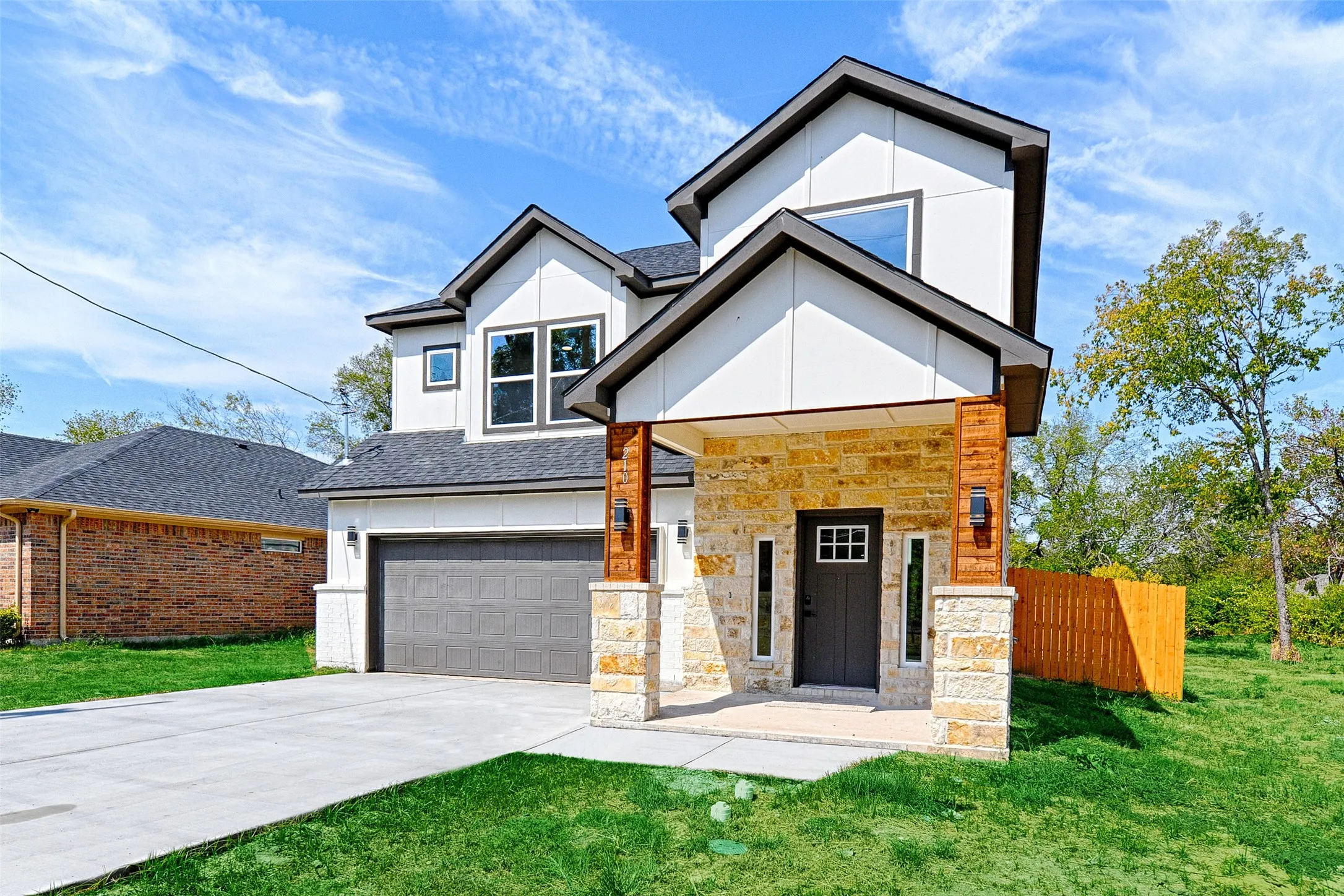 Single Family Residence For Sale in Kaufman County , 210 Mineral Wells Street B, Terrell, Texas 75160, 3 Bedroom, 3 Bathroom, 2 Garage spaces, 1,765 Sqft, built in 2024, mls#21394745, Real Estate Agent in Terrell, Homes For Sale in Kaufman county, Homes For Sale in Terrell, Realtor in Terrell Texas, Real Estate Brokerage Independent Realty Texas, Luminita Cordes Realtor