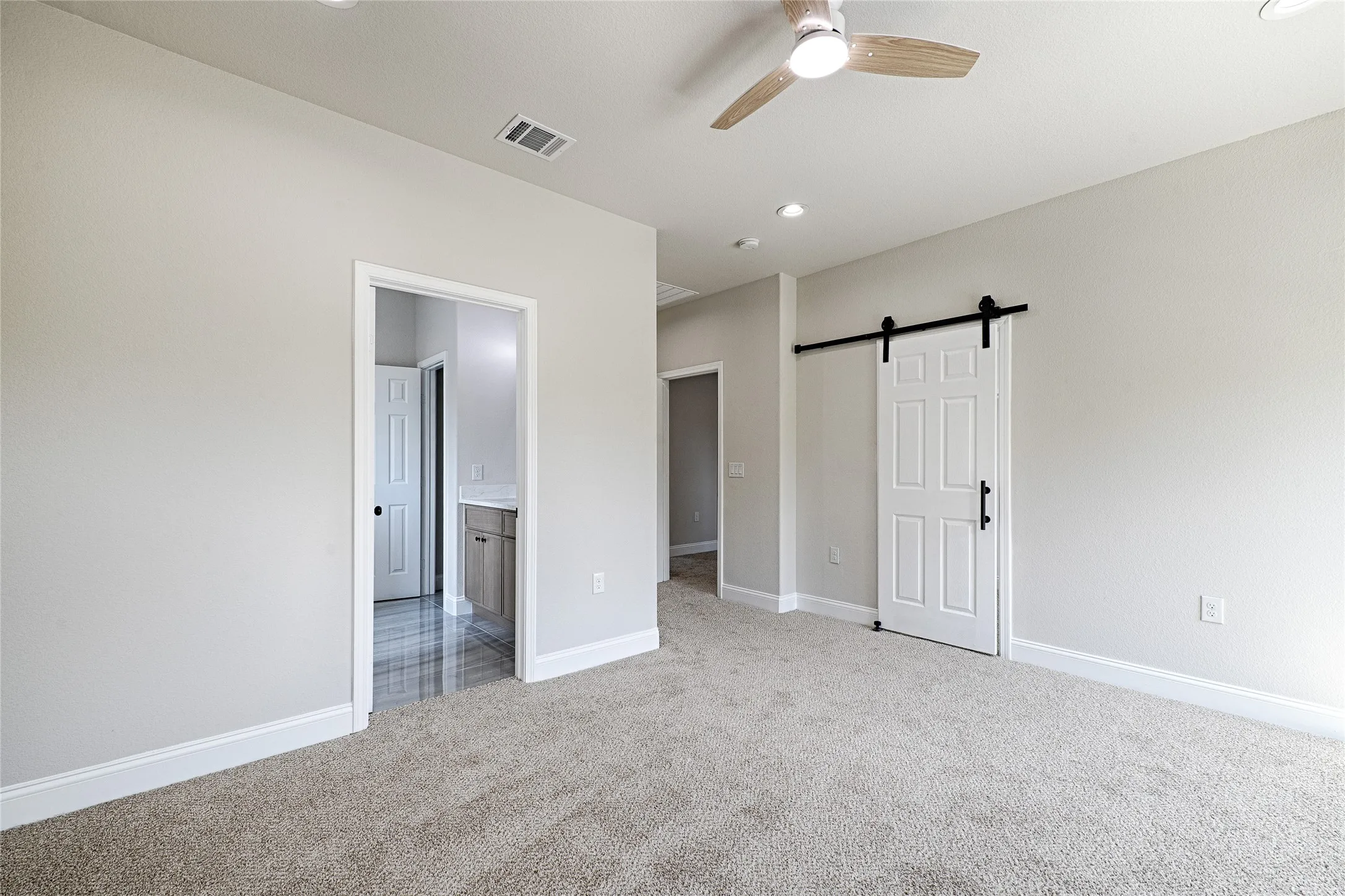 Single Family Residence For Sale in Kaufman County , 210 Mineral Wells Street B, Terrell, Texas 75160, 3 Bedroom, 3 Bathroom, 2 Garage spaces, 1,765 Sqft, built in 2024, mls#21394745, Real Estate Agent in Terrell, Homes For Sale in Kaufman county, Homes For Sale in Terrell, Realtor in Terrell Texas, Real Estate Brokerage Independent Realty Texas, Luminita Cordes Realtor