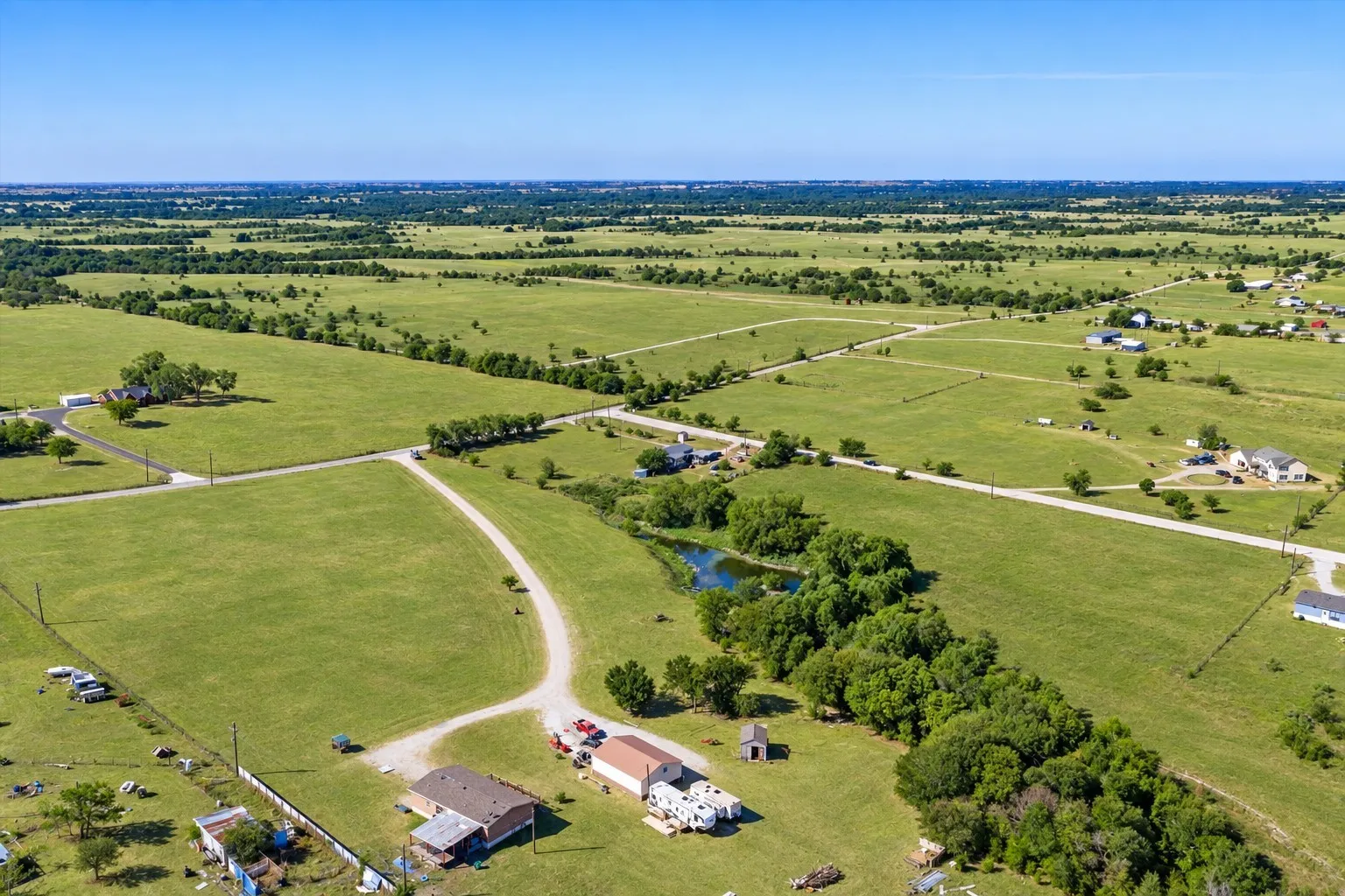 Mobile Home For Sale in Wise County , 2298 County Road 2320, Decatur, Texas 76234, 3 Bedroom, 2 Bathroom, Garage spaces, 1,792 Sqft, built in 2016, mls#21392780, Real Estate Agent in Decatur, Homes For Sale in Wise county, Homes For Sale in Decatur, Realtor in Decatur Texas, Real Estate Brokerage Independent Realty Texas, Luminita Cordes Realtor