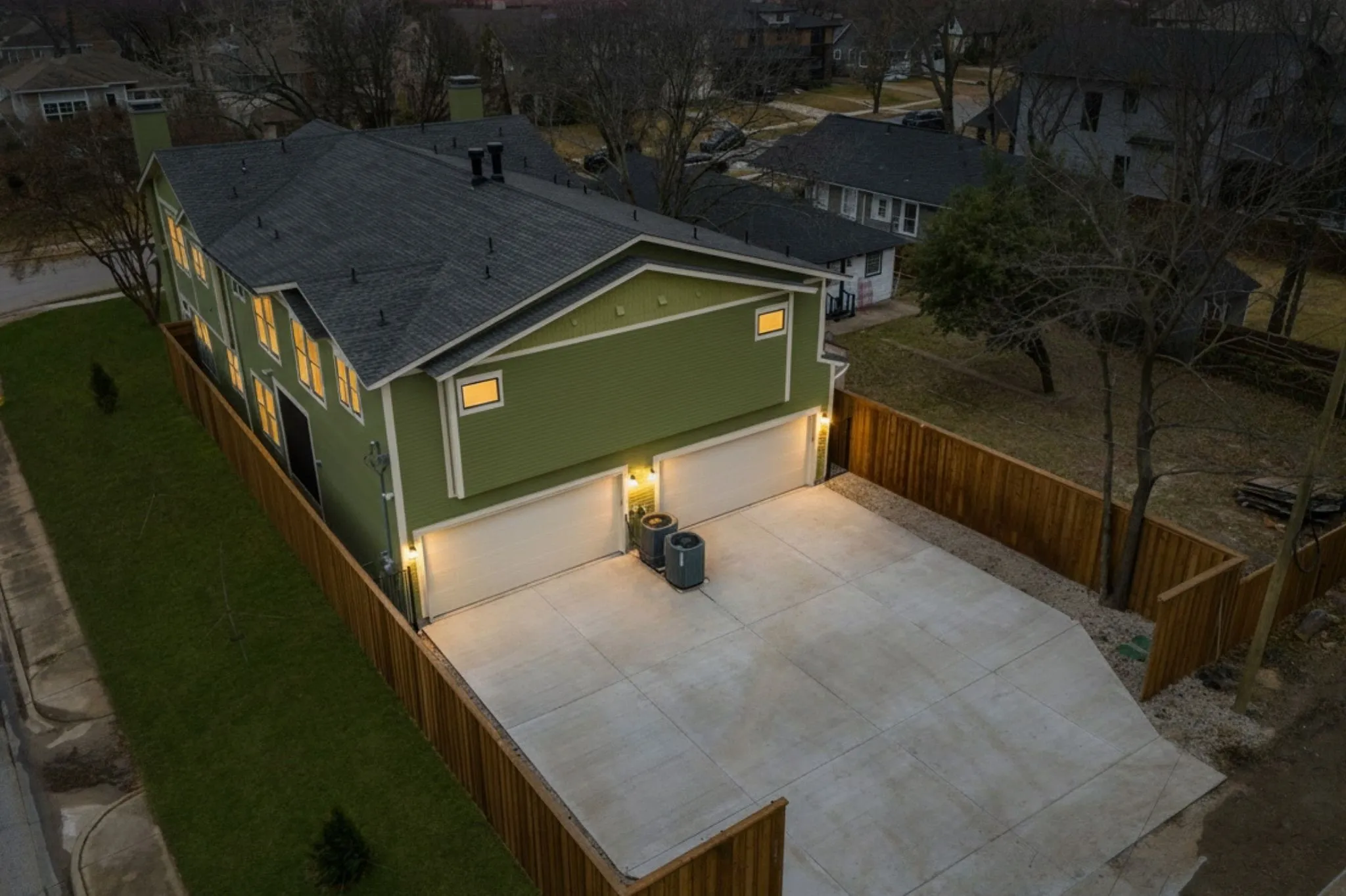 Duplex For Sale in Dallas County , 6045-6047 Velasco Avenue, Dallas, Texas 75206, 6 Bedroom, 6 Bathroom, 4 Garage spaces, 0 Sqft, built in 2025, mls#21394693, Real Estate Agent in Dallas, Homes For Sale in Dallas county, Homes For Sale in Dallas, Realtor in Dallas Texas, Real Estate Brokerage Independent Realty Texas, Luminita Cordes Realtor