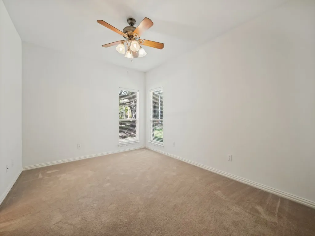 Single Family Residence For Sale in Denton County , 5600 Bridle Path, Aubrey, Texas 76227, 4 Bedroom, 3 Bathroom, 2 Garage spaces, 2,430 Sqft, built in 2003, mls#21394765, Real Estate Agent in Aubrey, Homes For Sale in Denton county, Homes For Sale in Aubrey, Realtor in Aubrey Texas, Real Estate Brokerage Independent Realty Texas, Luminita Cordes Realtor