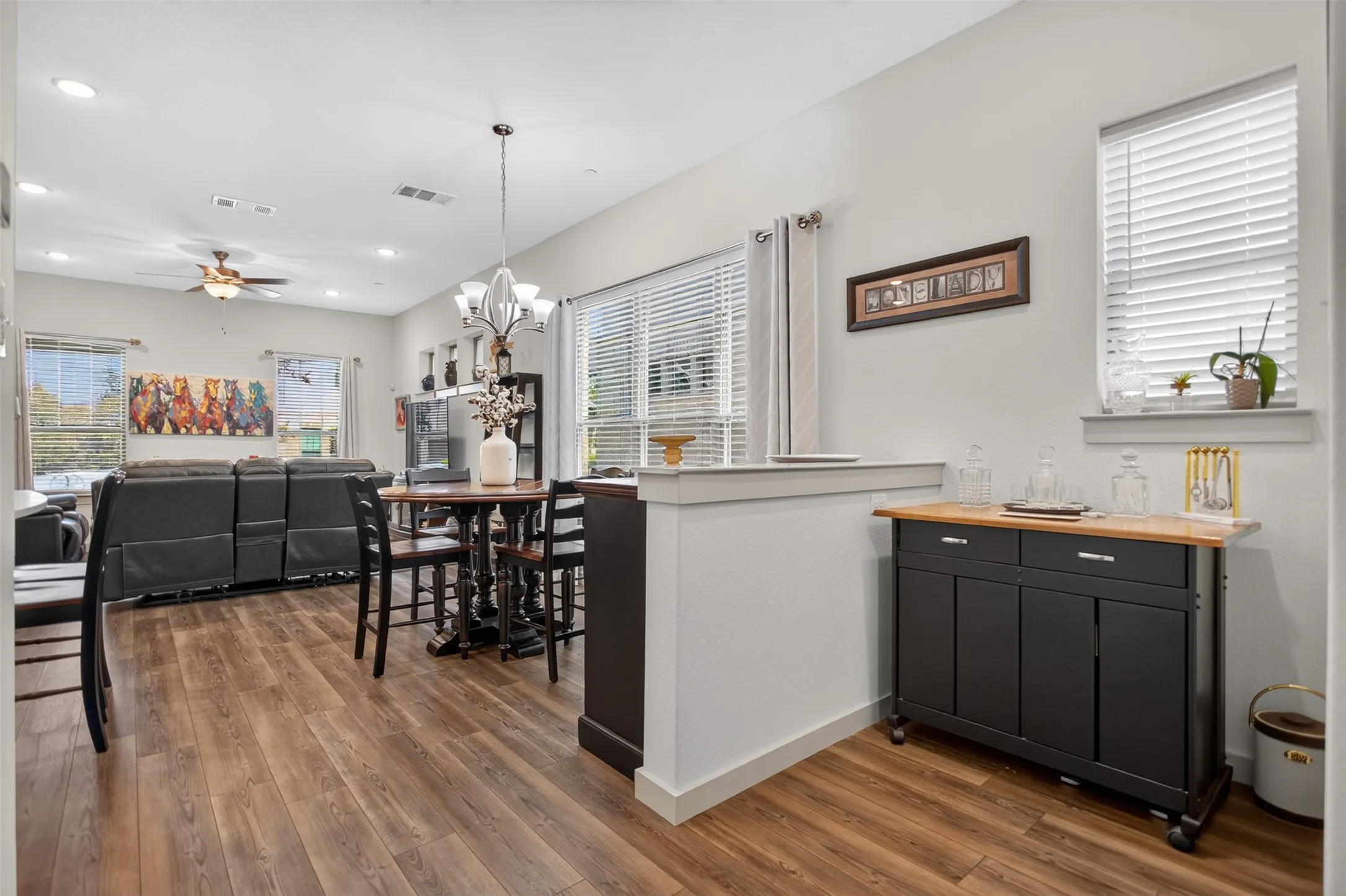 Townhouse For Sale in Tarrant County , 6532 Northern Dancer Drive, North Richland Hills, Texas 76180, 3 Bedroom, 3 Bathroom, 2 Garage spaces, 1,866 Sqft, built in 2020, mls#21394741, Real Estate Agent in North Richland Hills, Homes For Sale in Tarrant county, Homes For Sale in North Richland Hills, Realtor in North Richland Hills Texas, Real Estate Brokerage Independent Realty Texas, Luminita Cordes Realtor