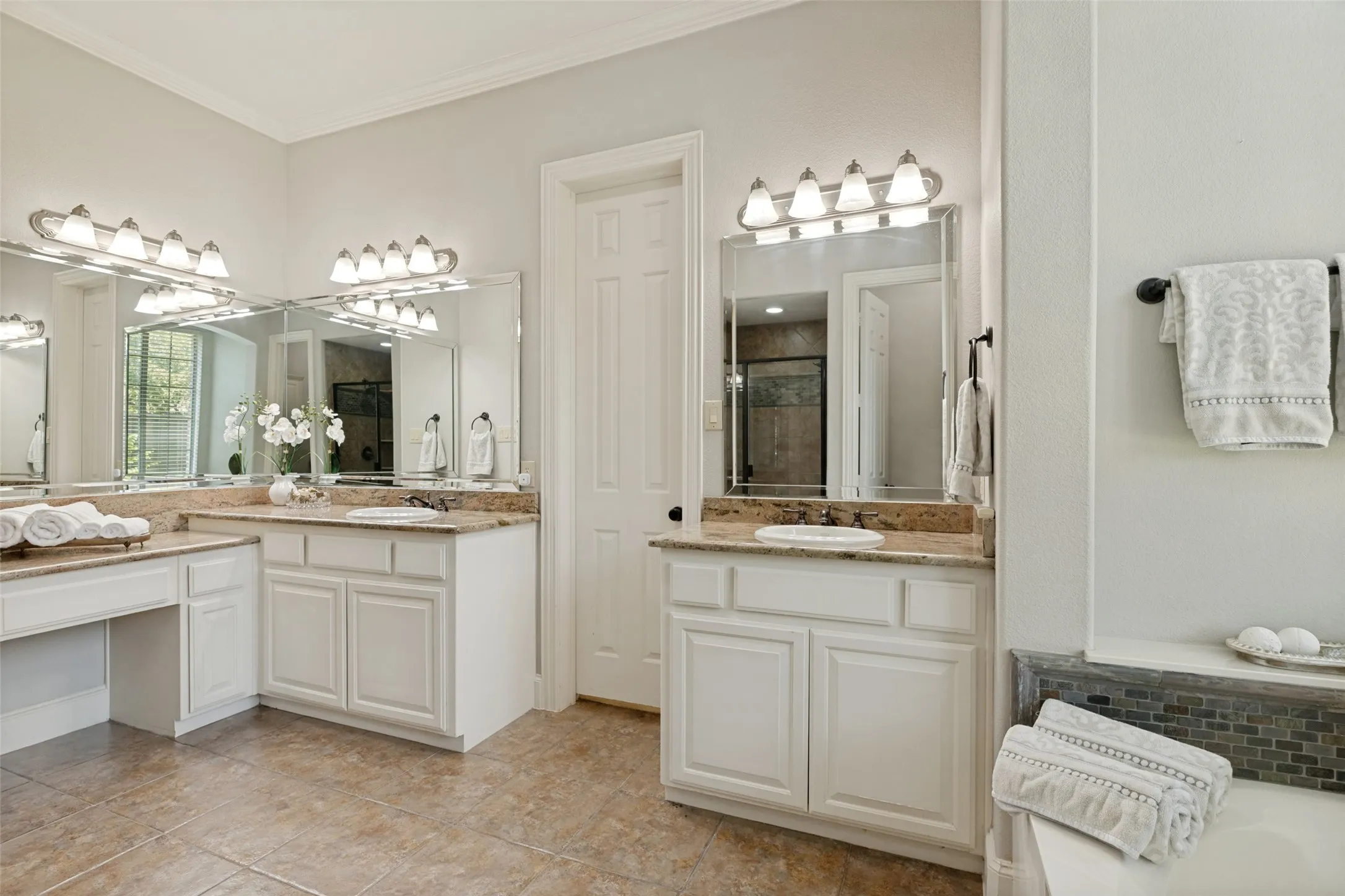 Single Family Residence For Rent in Collin County , 1101 Stonington Drive, Mc Kinney, Texas 75071, 5 Bedroom, 5 Bathroom, 3 Garage spaces, 4,379 Sqft, built in 2005, mls#21392436, Real Estate Agent in Mc Kinney, Homes For Rent in Collin county, Homes For Rent in Mc Kinney, Realtor in Mc Kinney Texas, Real Estate Brokerage Independent Realty Texas, Luminita Cordes Realtor