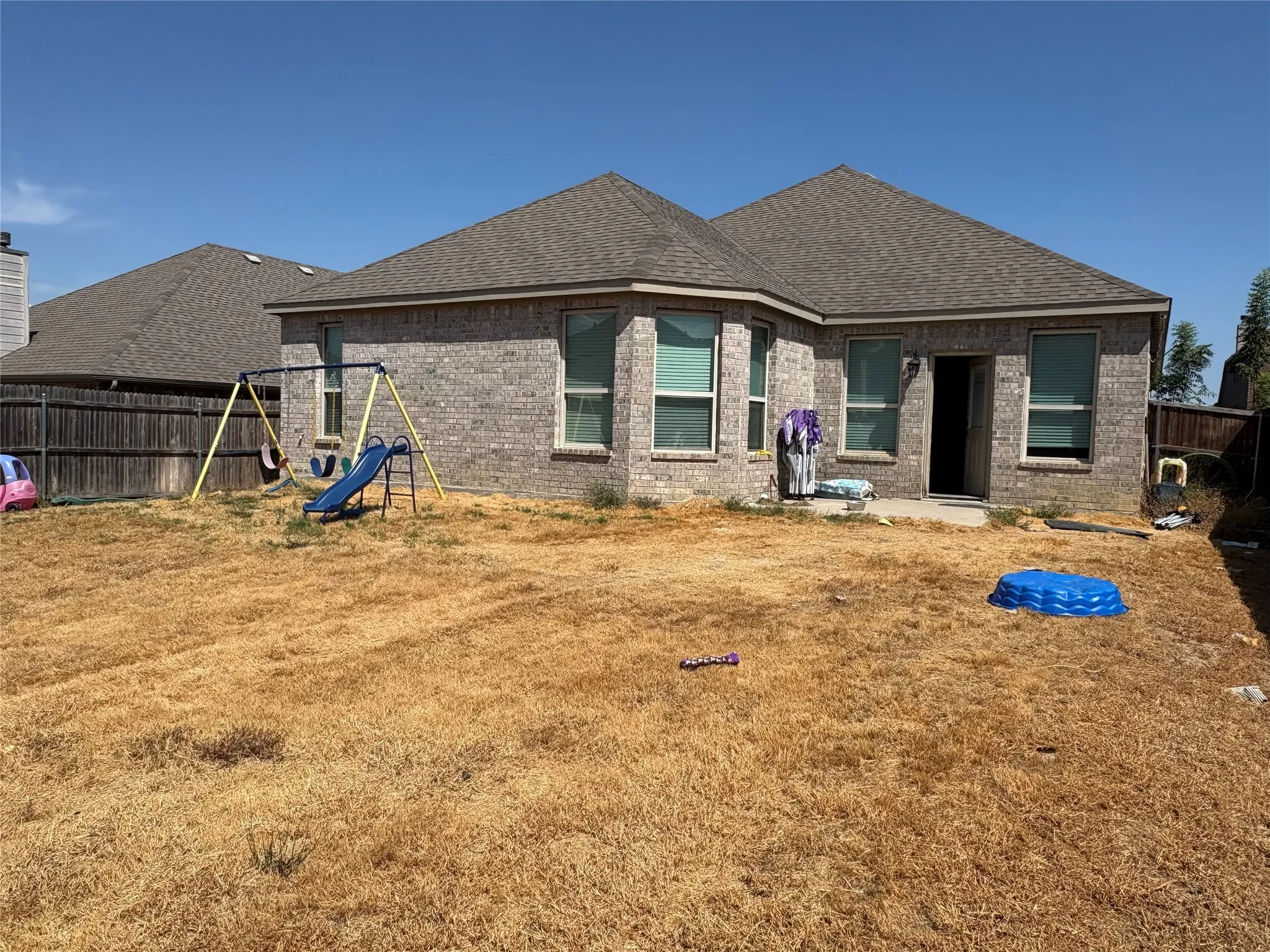 Single Family Residence For Sale in Tarrant County , 208 Flower Ridge Drive, Fort Worth, Texas 76108, 4 Bedroom, 2 Bathroom, 2 Garage spaces, 2,035 Sqft, built in 2018, mls#21393470, Real Estate Agent in Fort Worth, Homes For Sale in Tarrant county, Homes For Sale in Fort Worth, Realtor in Fort Worth Texas, Real Estate Brokerage Independent Realty Texas, Luminita Cordes Realtor