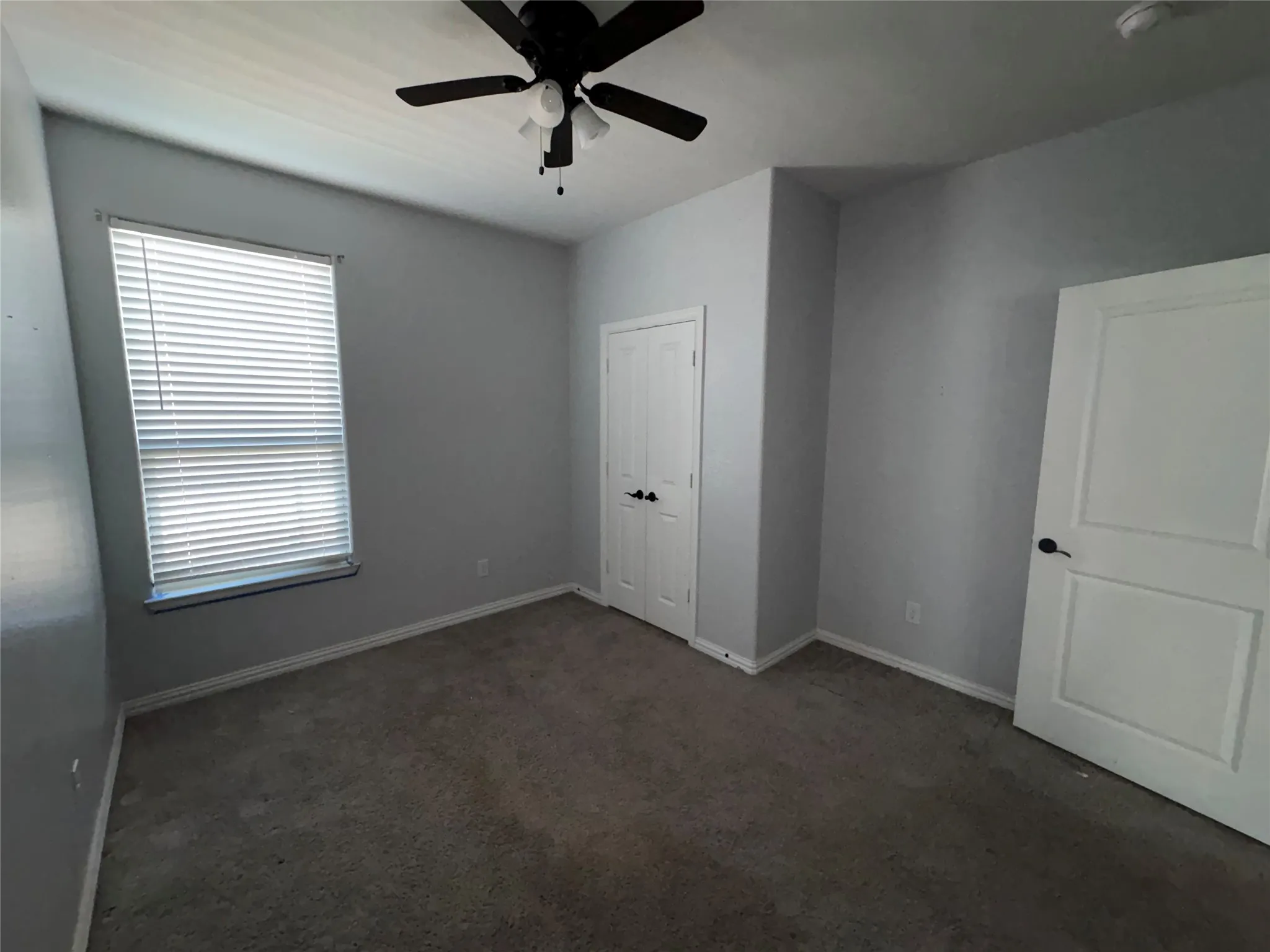 Single Family Residence For Sale in Tarrant County , 208 Flower Ridge Drive, Fort Worth, Texas 76108, 4 Bedroom, 2 Bathroom, 2 Garage spaces, 2,035 Sqft, built in 2018, mls#21393470, Real Estate Agent in Fort Worth, Homes For Sale in Tarrant county, Homes For Sale in Fort Worth, Realtor in Fort Worth Texas, Real Estate Brokerage Independent Realty Texas, Luminita Cordes Realtor