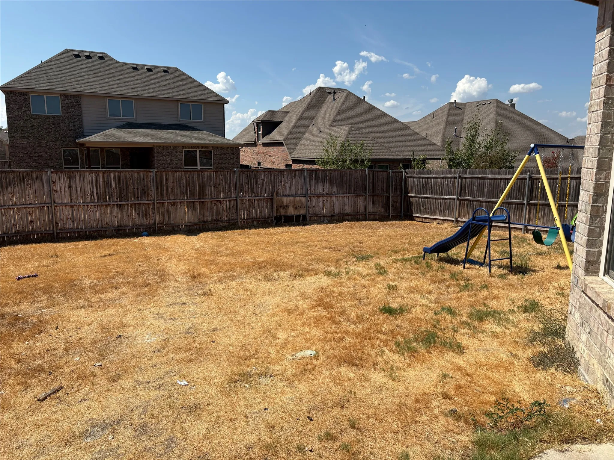Single Family Residence For Sale in Tarrant County , 208 Flower Ridge Drive, Fort Worth, Texas 76108, 4 Bedroom, 2 Bathroom, 2 Garage spaces, 2,035 Sqft, built in 2018, mls#21393470, Real Estate Agent in Fort Worth, Homes For Sale in Tarrant county, Homes For Sale in Fort Worth, Realtor in Fort Worth Texas, Real Estate Brokerage Independent Realty Texas, Luminita Cordes Realtor