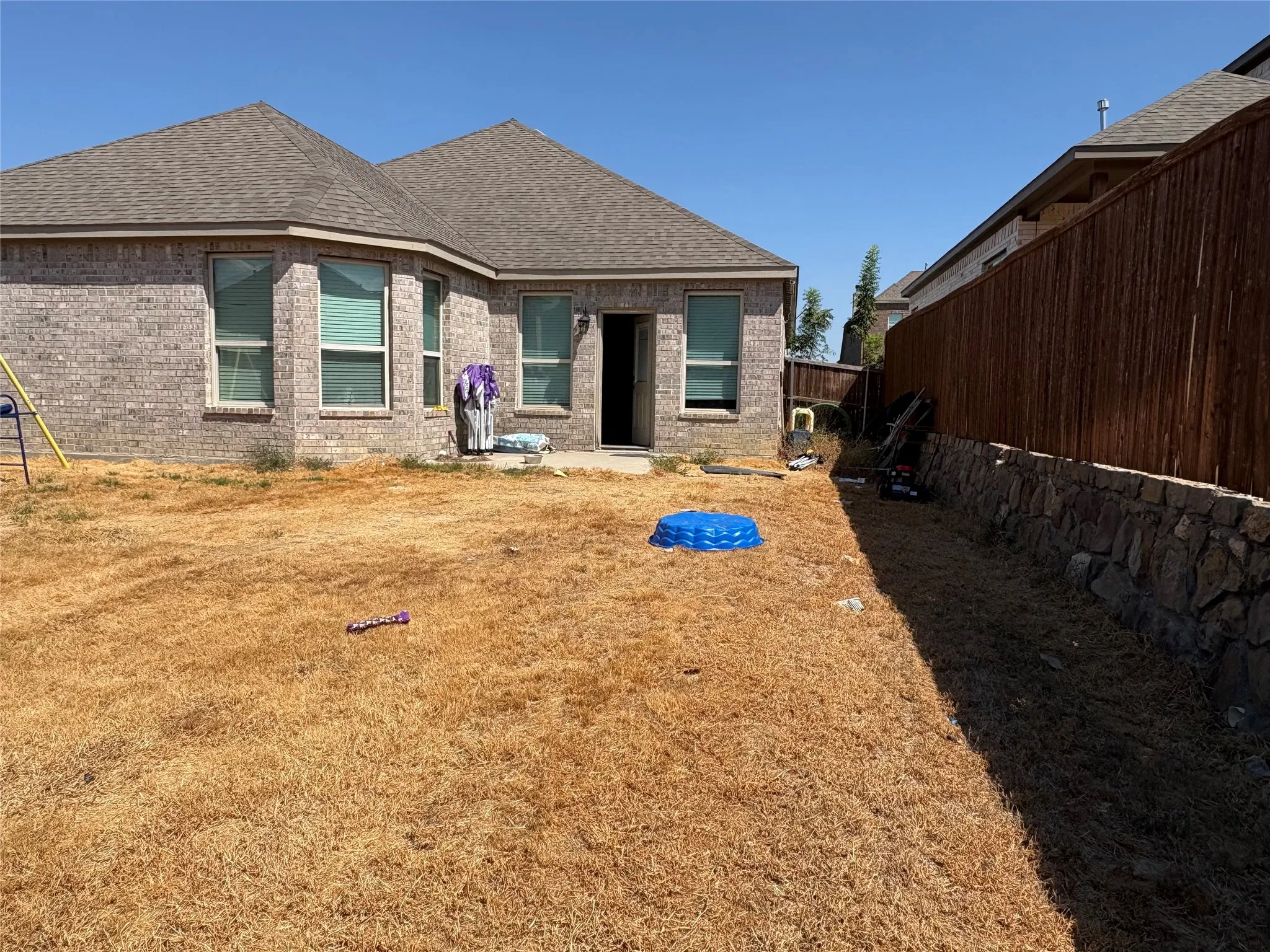 Single Family Residence For Sale in Tarrant County , 208 Flower Ridge Drive, Fort Worth, Texas 76108, 4 Bedroom, 2 Bathroom, 2 Garage spaces, 2,035 Sqft, built in 2018, mls#21393470, Real Estate Agent in Fort Worth, Homes For Sale in Tarrant county, Homes For Sale in Fort Worth, Realtor in Fort Worth Texas, Real Estate Brokerage Independent Realty Texas, Luminita Cordes Realtor