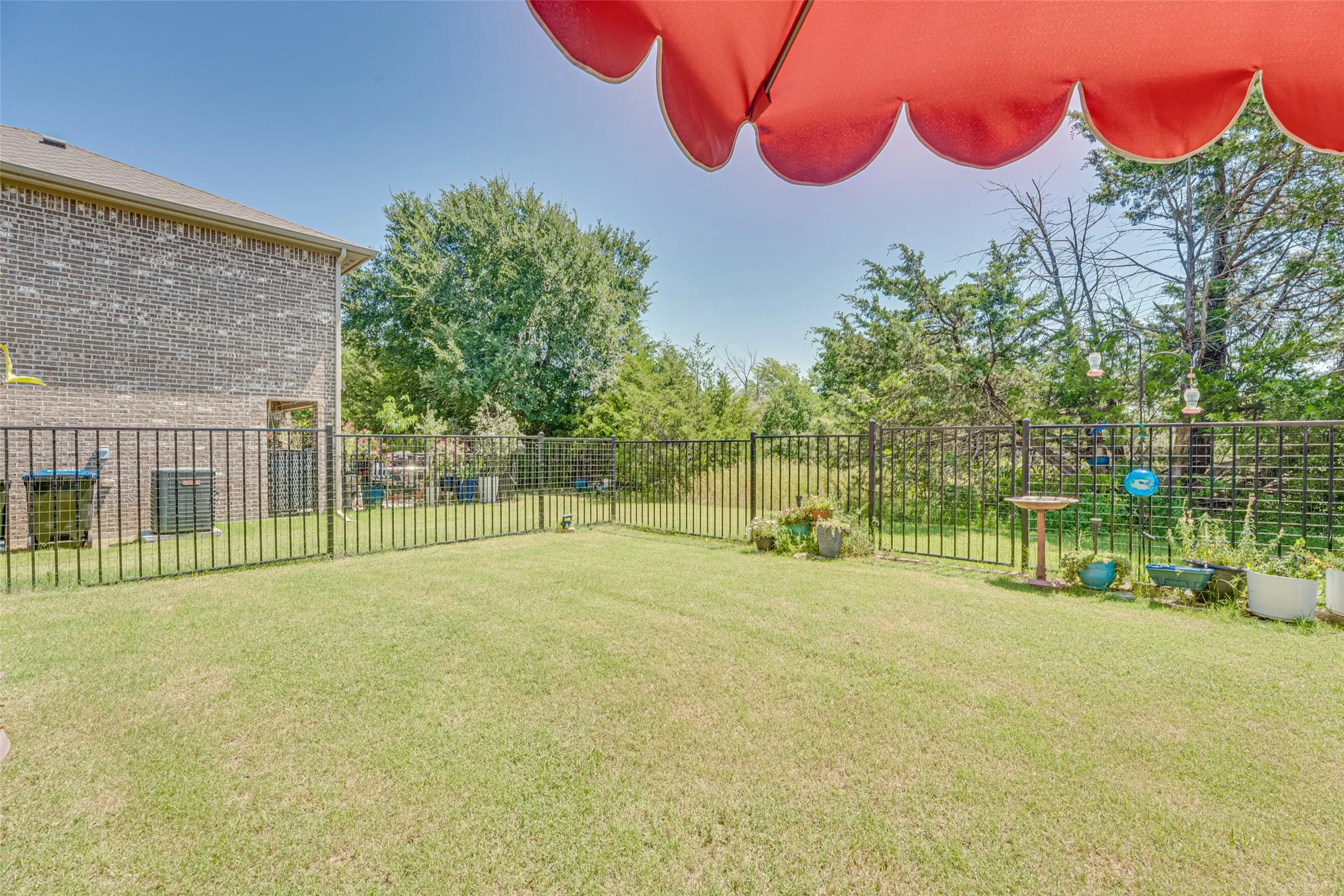 Townhouse For Sale in Hunt County , 6810 Topaz Drive, Greenville, Texas 75402, 3 Bedroom, 3 Bathroom, 2 Garage spaces, 1,448 Sqft, built in 2021, mls#21393923, Real Estate Agent in Greenville, Homes For Sale in Hunt county, Homes For Sale in Greenville, Realtor in Greenville Texas, Real Estate Brokerage Independent Realty Texas, Luminita Cordes Realtor