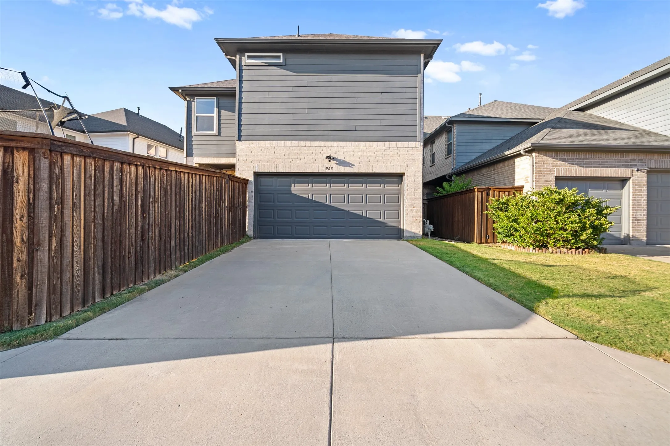 Single Family Residence For Sale in Collin County , 963 Sprangletop Street, Allen, Texas 75013, 4 Bedroom, 4 Bathroom, 2 Garage spaces, 3,101 Sqft, built in 2020, mls#21392295, Real Estate Agent in Allen, Homes For Sale in Collin county, Homes For Sale in Allen, Realtor in Allen Texas, Real Estate Brokerage Independent Realty Texas, Luminita Cordes Realtor