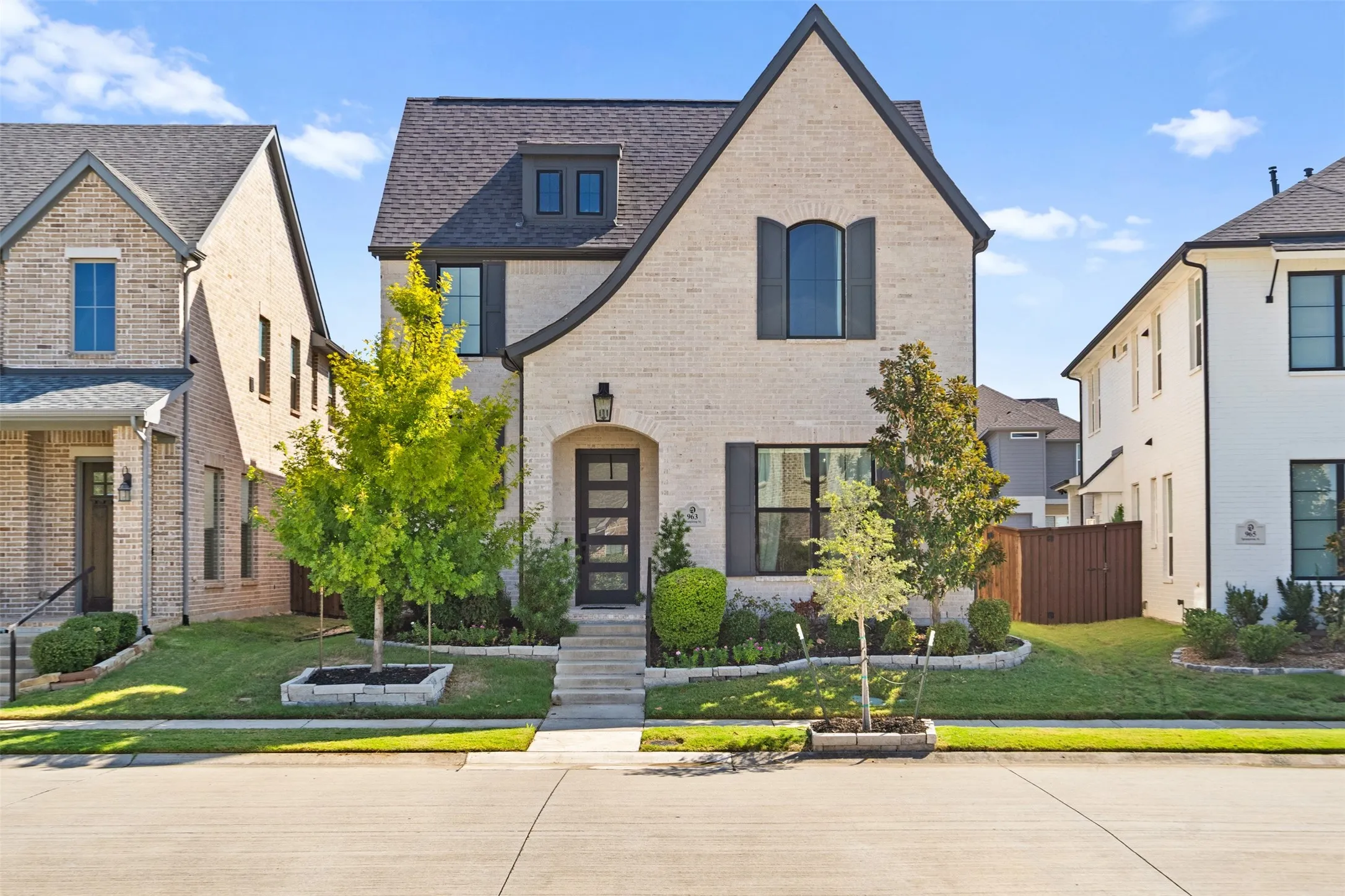 Single Family Residence For Sale in Collin County , 963 Sprangletop Street, Allen, Texas 75013, 4 Bedroom, 4 Bathroom, 2 Garage spaces, 3,101 Sqft, built in 2020, mls#21392295, Real Estate Agent in Allen, Homes For Sale in Collin county, Homes For Sale in Allen, Realtor in Allen Texas, Real Estate Brokerage Independent Realty Texas, Luminita Cordes Realtor
