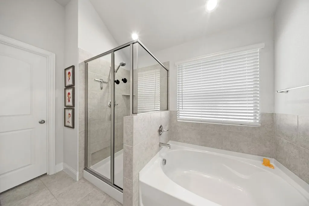 Single Family Residence For Sale in Tarrant County , 1357 Collett Sublett Road, Kennedale, Texas 76060, 3 Bedroom, 2 Bathroom, 2 Garage spaces, 1,804 Sqft, built in 2021, mls#21393935, Real Estate Agent in Kennedale, Homes For Sale in Tarrant county, Homes For Sale in Kennedale, Realtor in Kennedale Texas, Real Estate Brokerage Independent Realty Texas, Luminita Cordes Realtor
