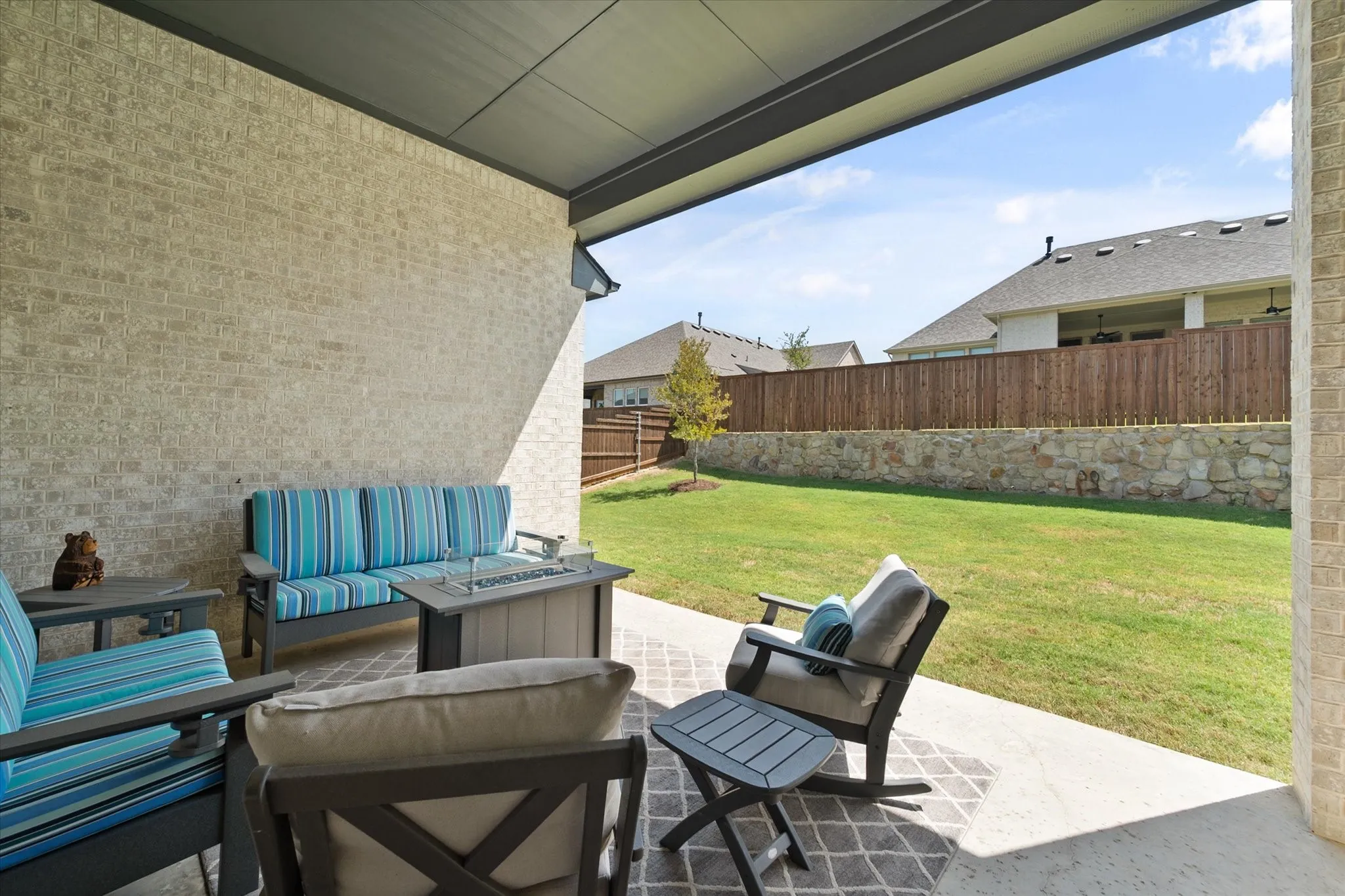 Single Family Residence For Sale in Tarrant County , 2001 Rockwood Lane, Mansfield, Texas 76063, 4 Bedroom, 4 Bathroom, 3 Garage spaces, 3,477 Sqft, built in 2024, mls#21393820, Real Estate Agent in Mansfield, Homes For Sale in Tarrant county, Homes For Sale in Mansfield, Realtor in Mansfield Texas, Real Estate Brokerage Independent Realty Texas, Luminita Cordes Realtor